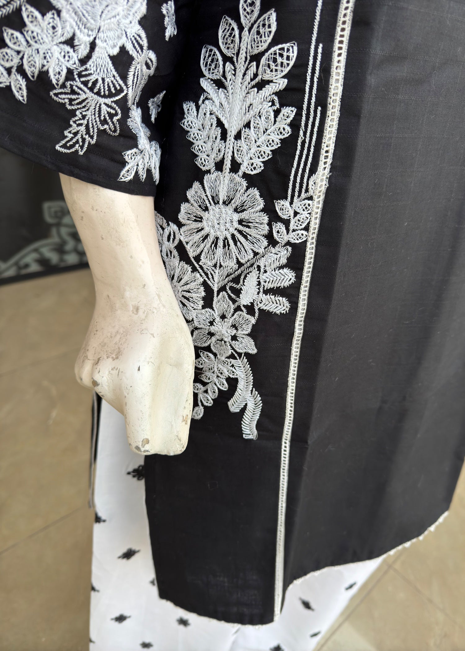 Noir Embroidered Stitched Black 52 Women 3pcs