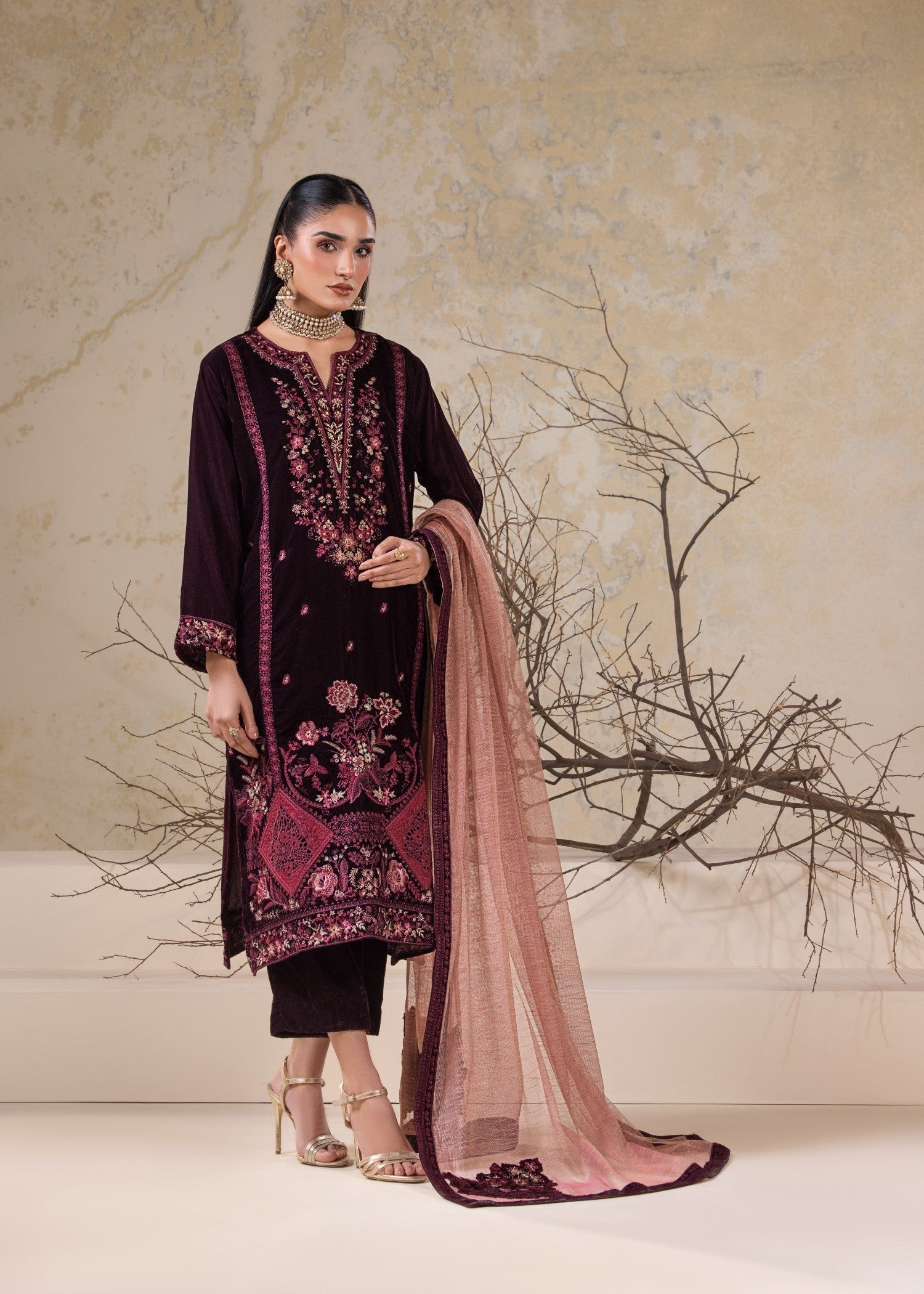 Bin Tayyab Embroidered Velvet BT 3975 Women 3pcs