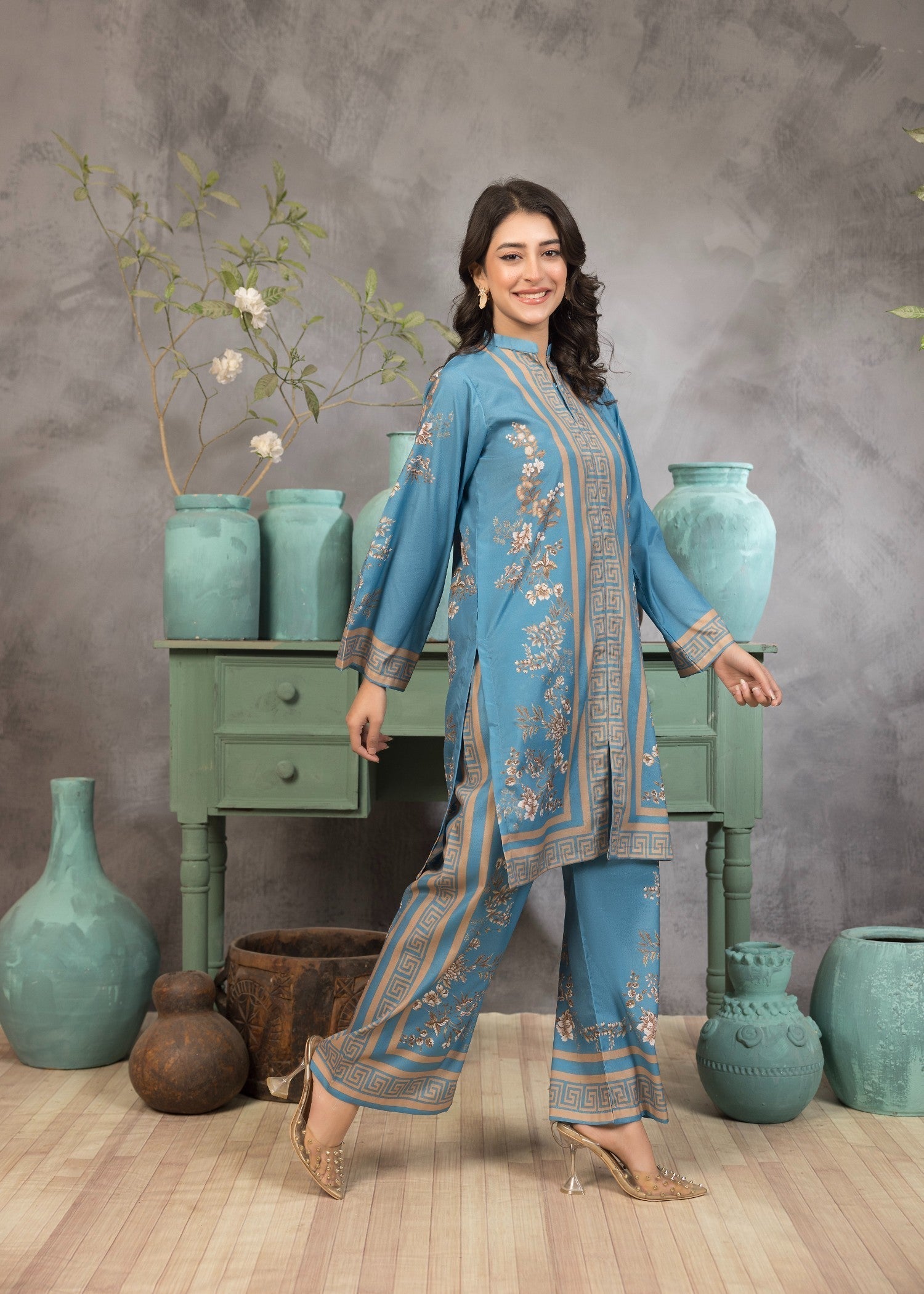 Khadija Sharif Arvanna Women 2pcs