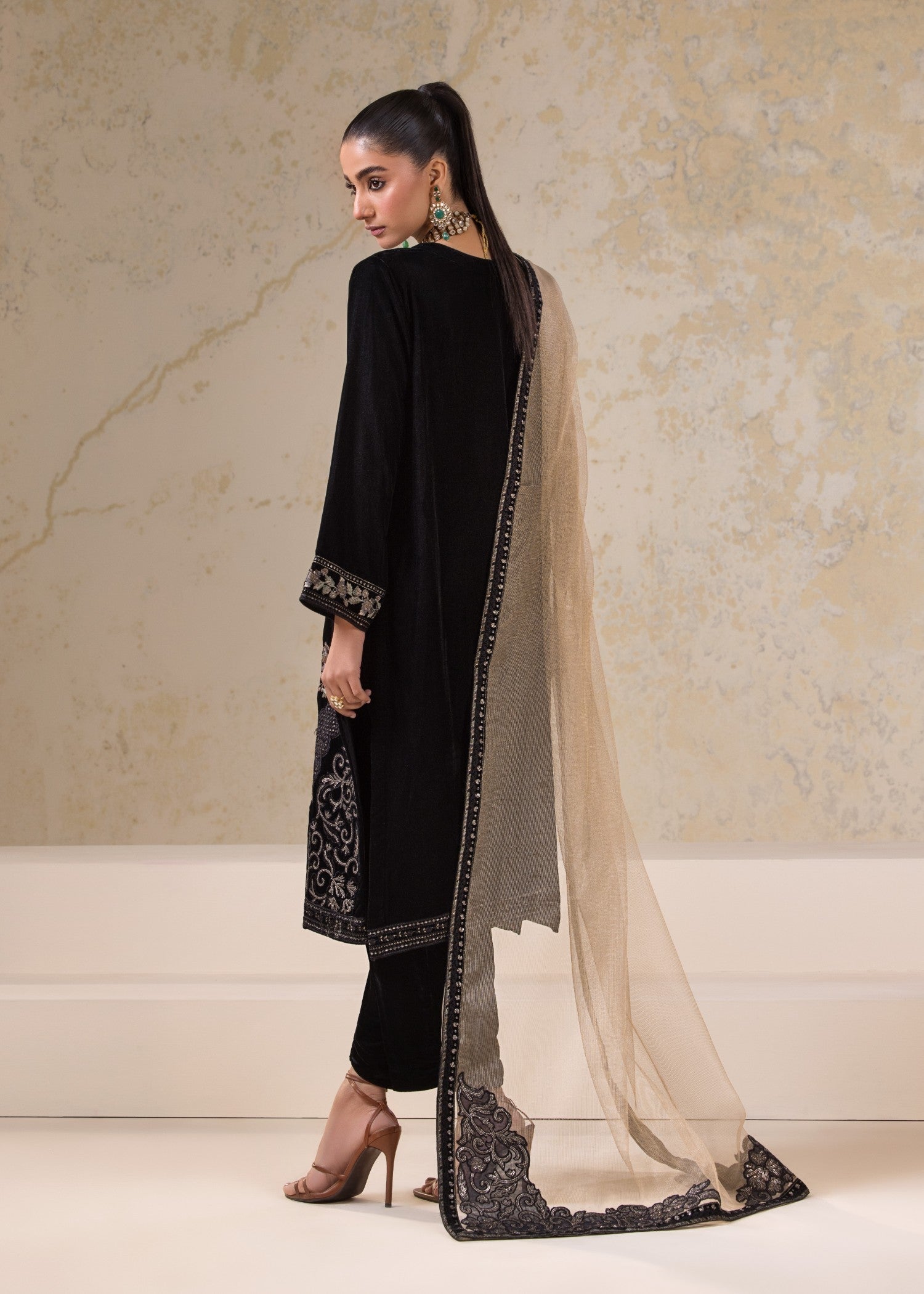 Bin Tayyab Embroidered Velvet BT 3971 Black Women 3pcs