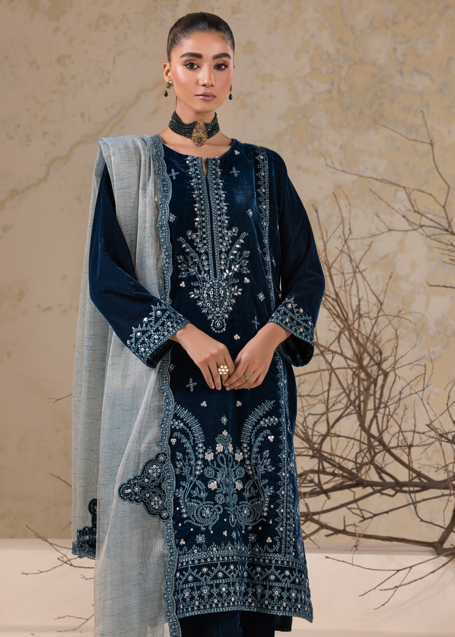 Bin Tayyab Embroidered Velvet BT 4038 Women 3pcs