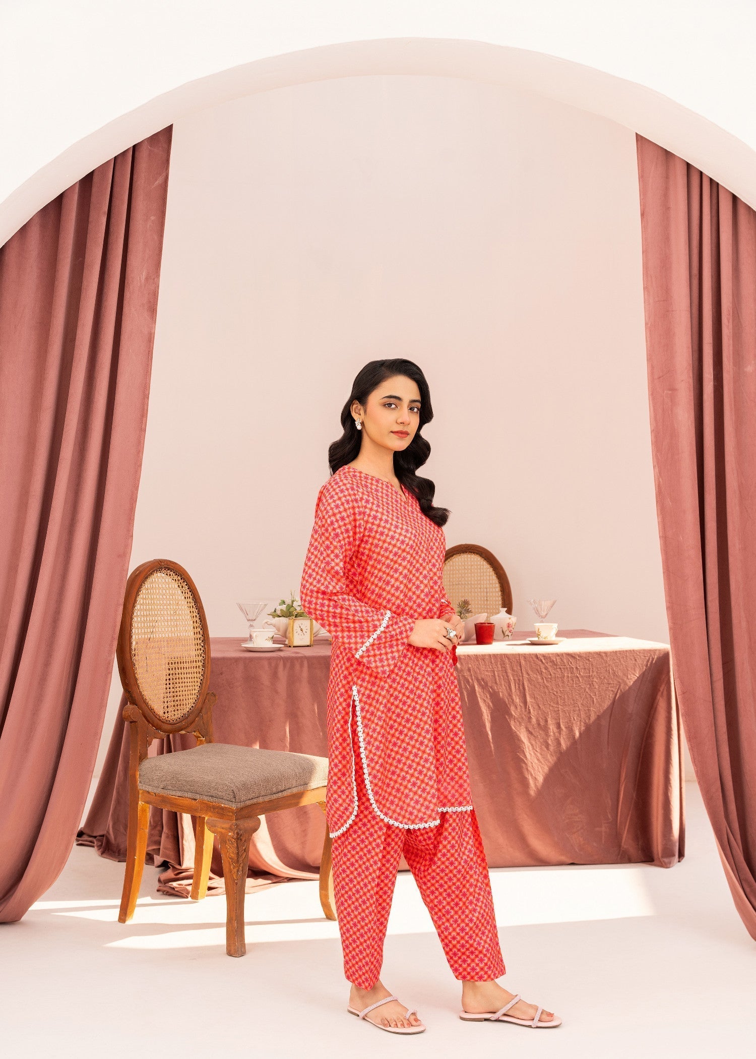 Zarah&Sarah Mannequin Marvel Women 2pcs