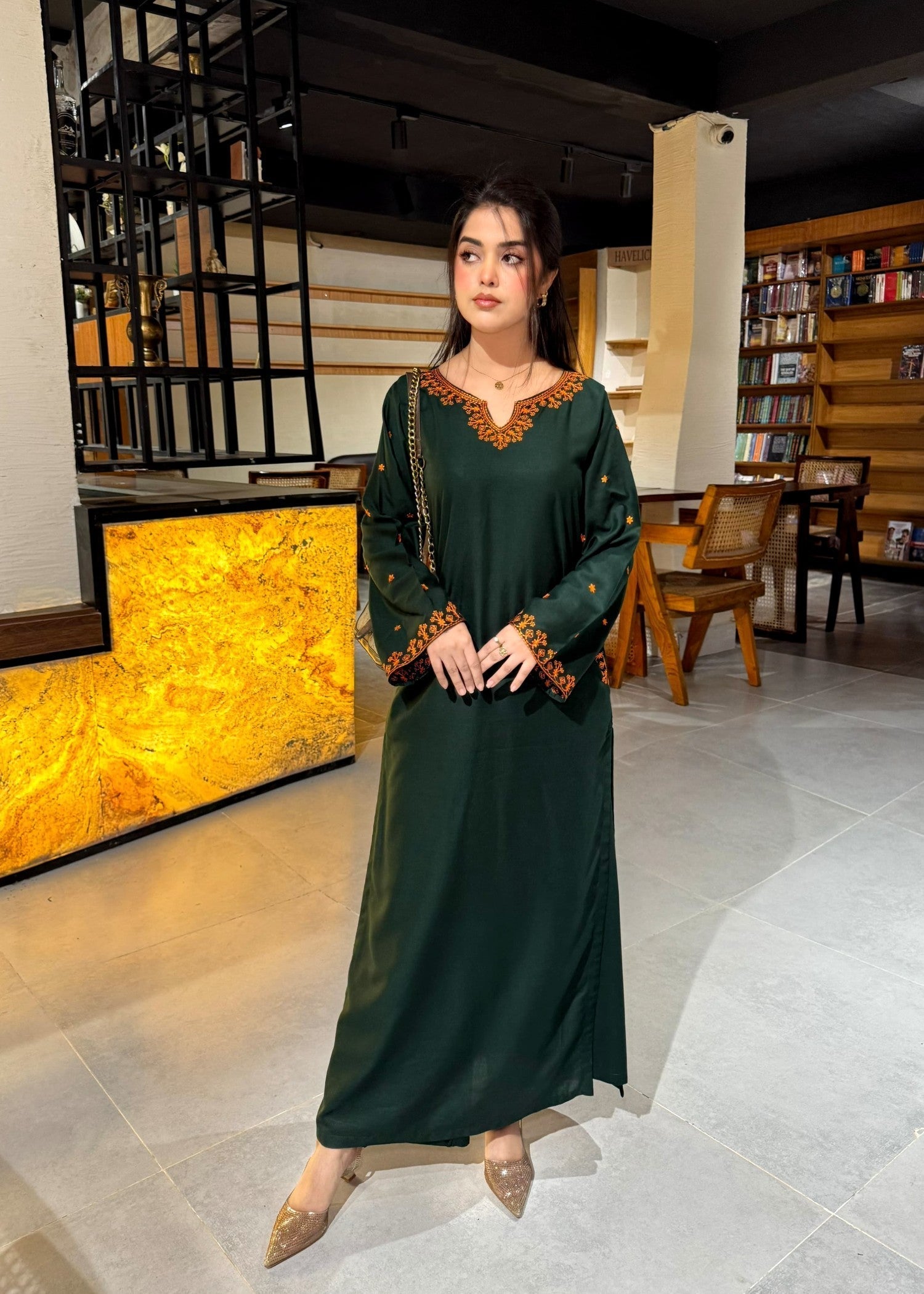 Kunaar Decent Green Women 2pcs