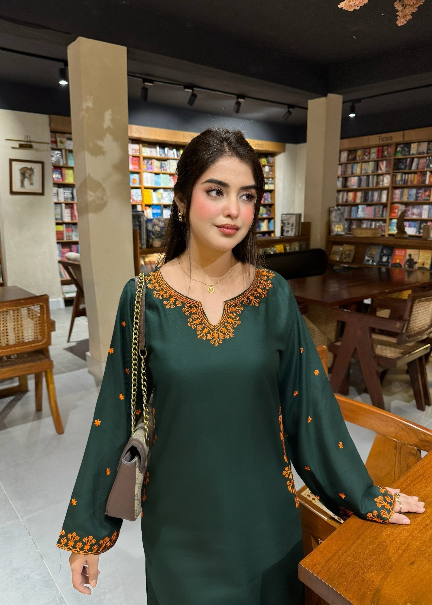 Kunaar Decent Green Women 2pcs