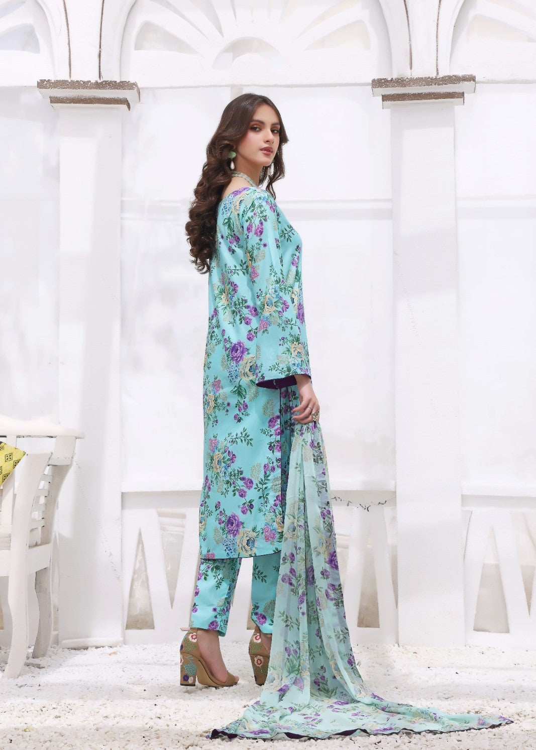 Feathers YASMIN Women 3pcs