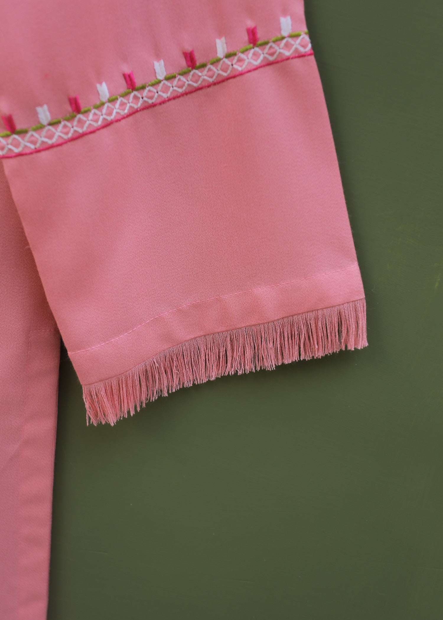 Nayyab Pink Embroidered Kurta Women 1pcs