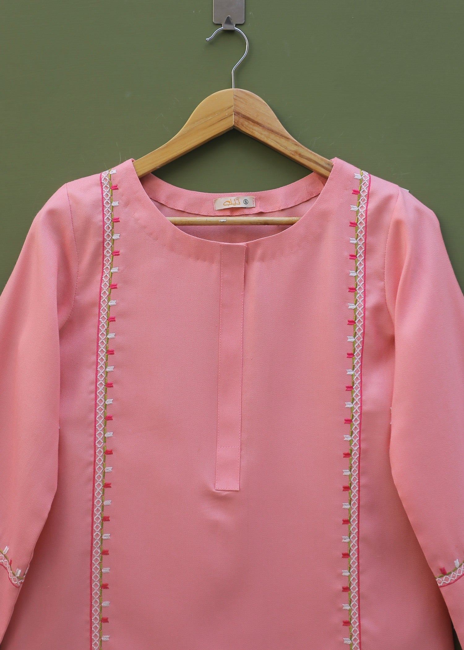 Nayyab Pink Embroidered Kurta Women 1pcs