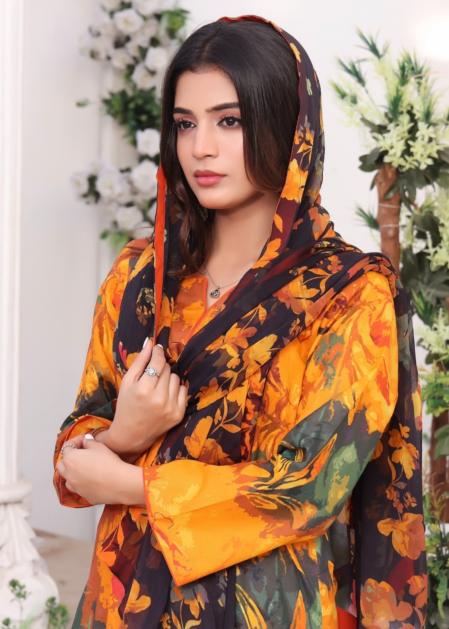 Feathers MAHAM Women 3pcs