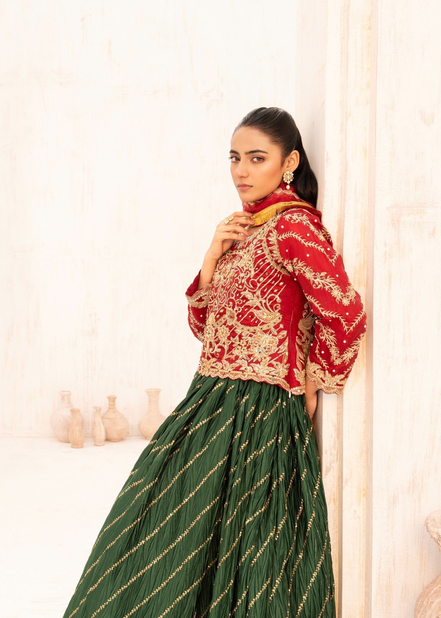 Sussy Asian Wear Crush Red & Bottle Green Women 3pcs