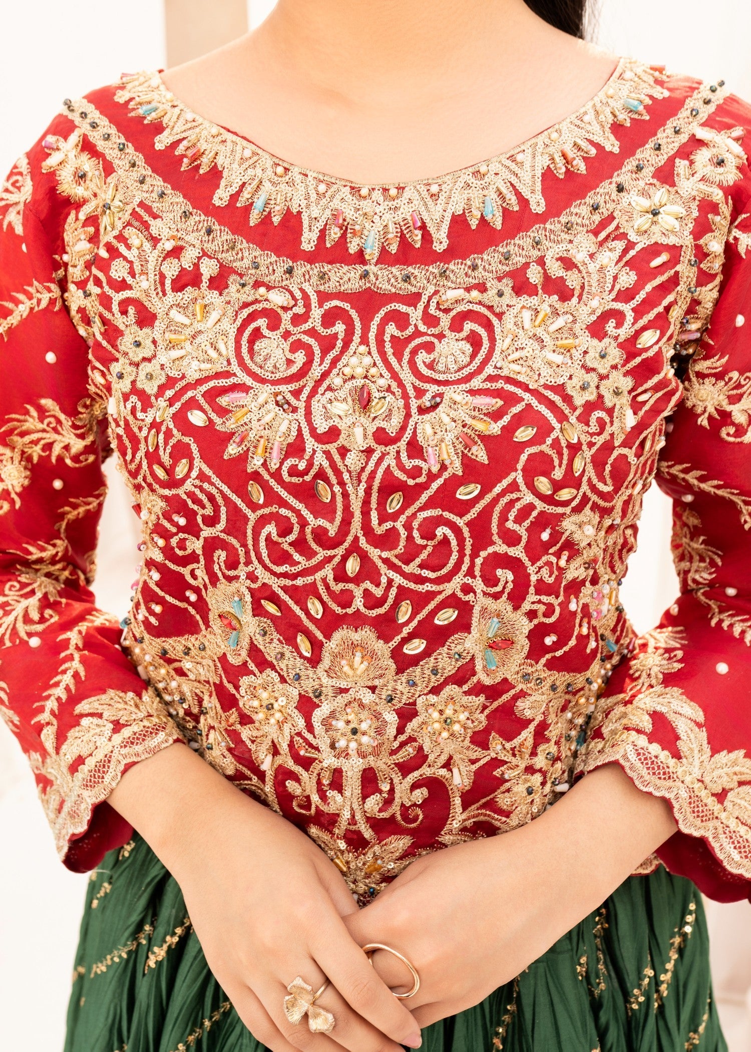 Sussy Asian Wear Crush Red & Bottle Green Women 3pcs