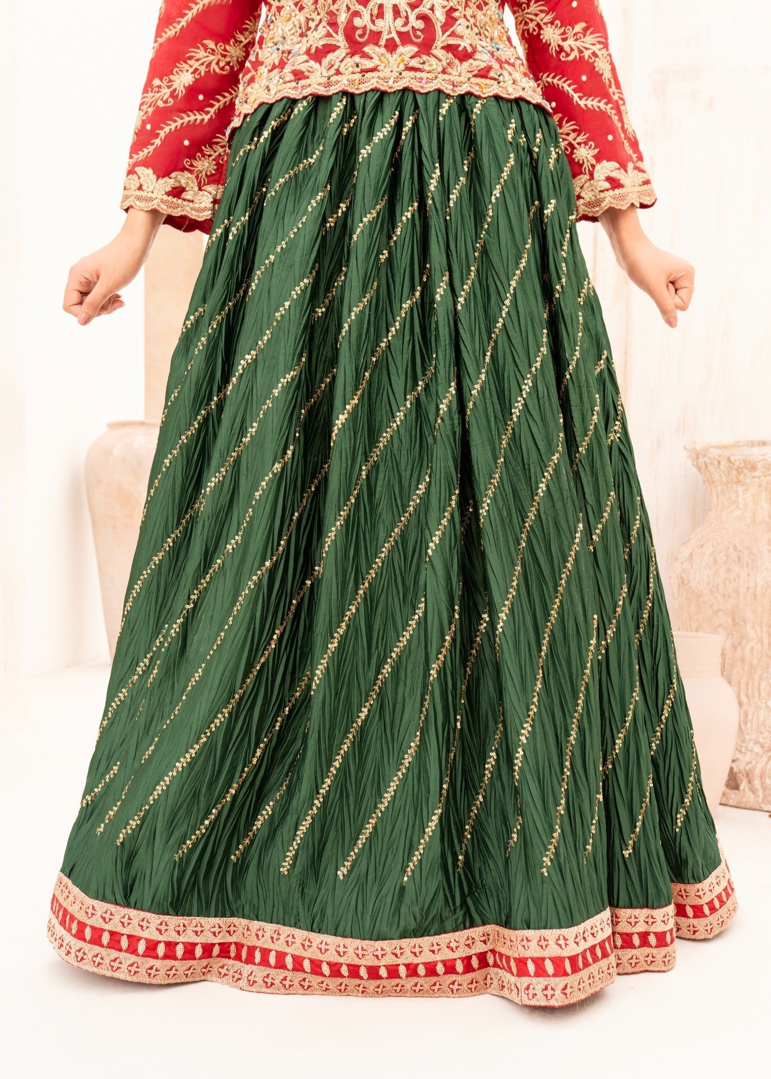 Sussy Asian Wear Crush Red & Bottle Green Women 3pcs