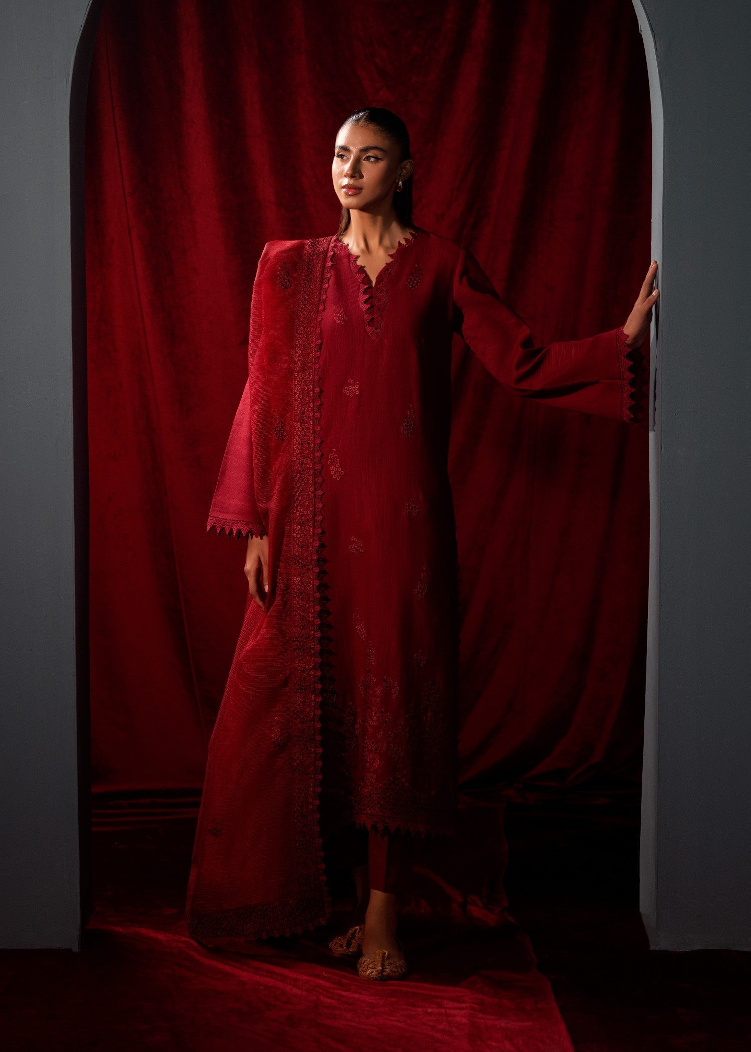 Saffron RUBY FABLE Women 3pcs