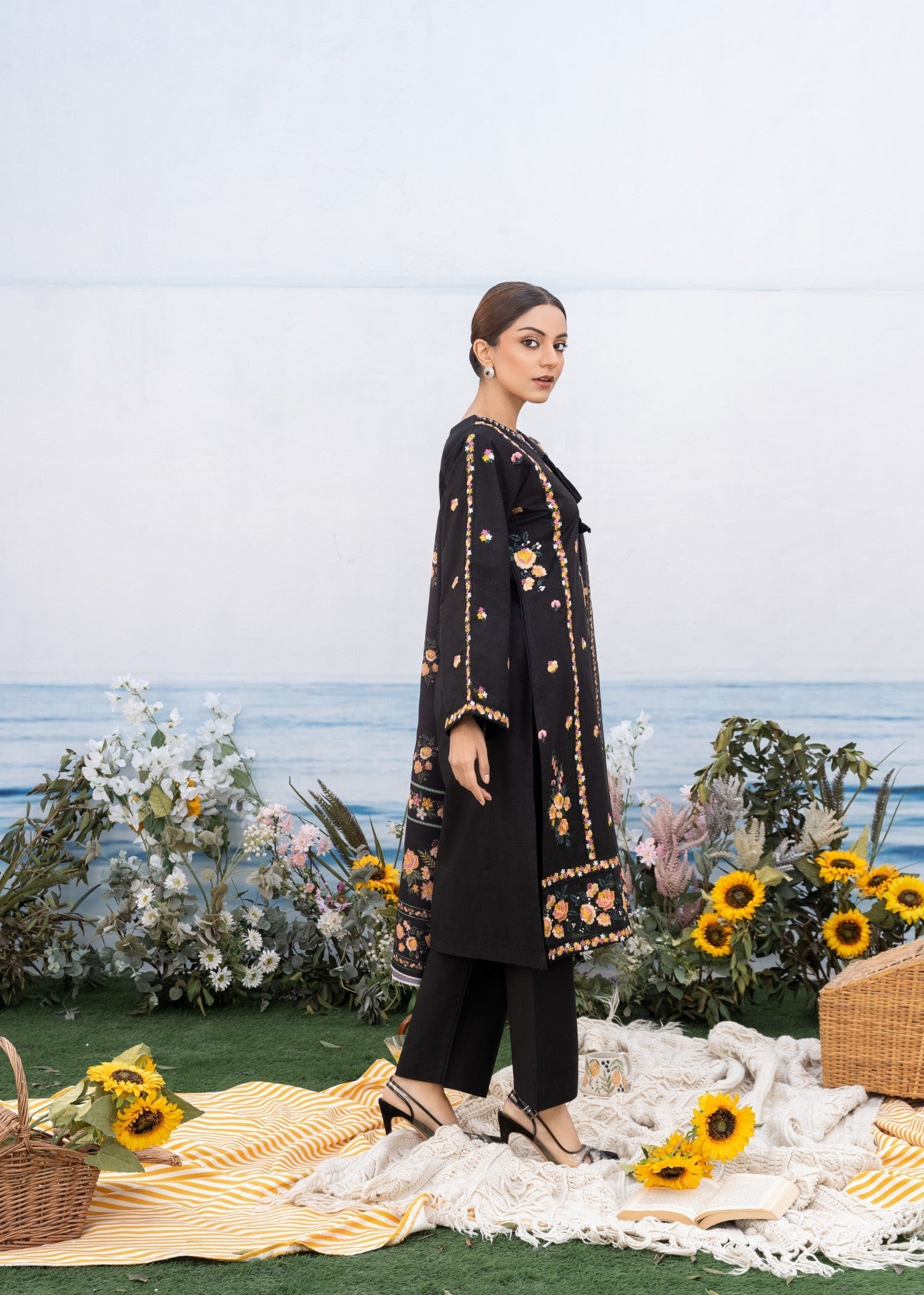 Fatima Noor’S Collections Bi 001 1 Women 3pcs