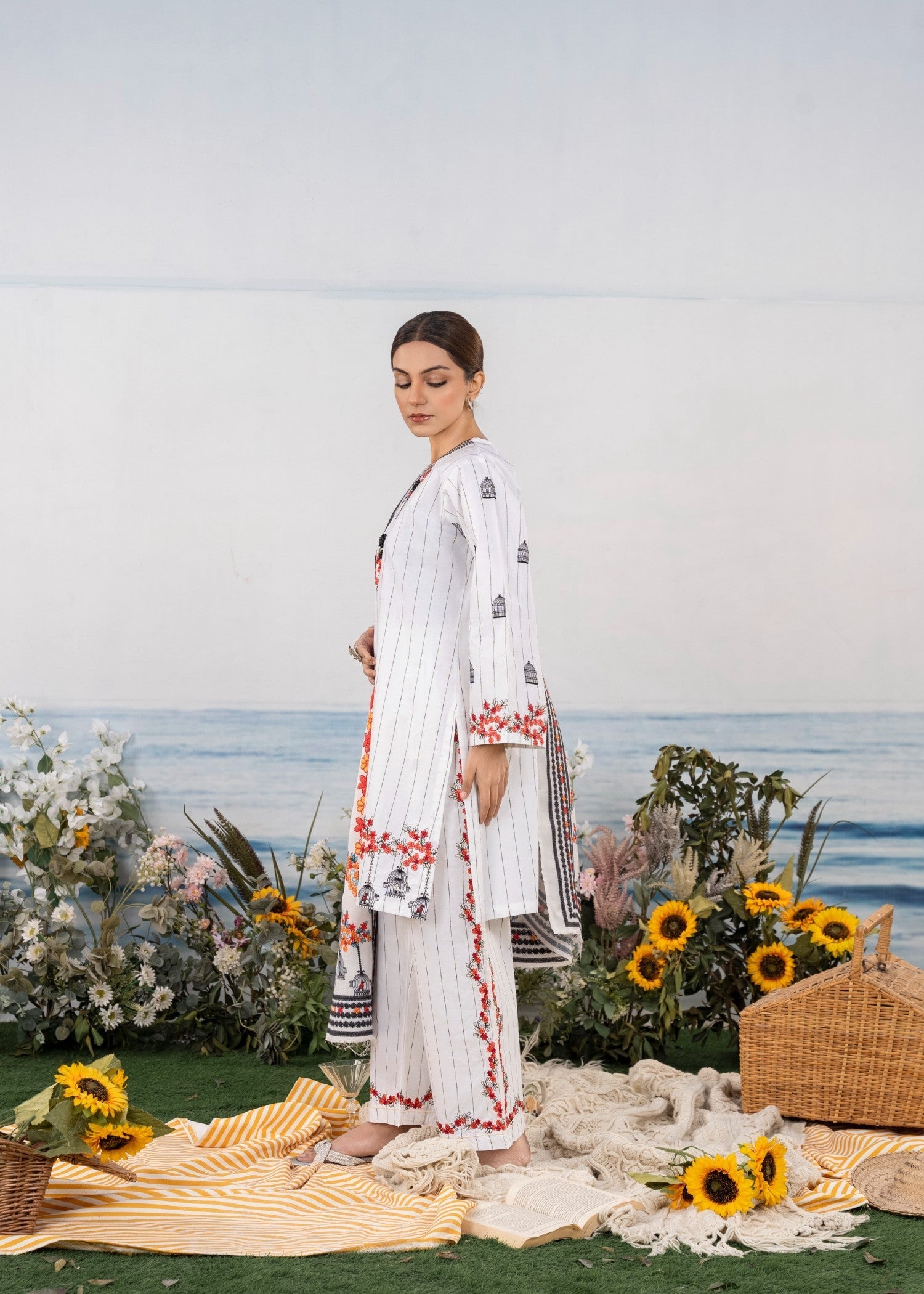 Fatima Noor’s Bi 002 1 Women 3pcs