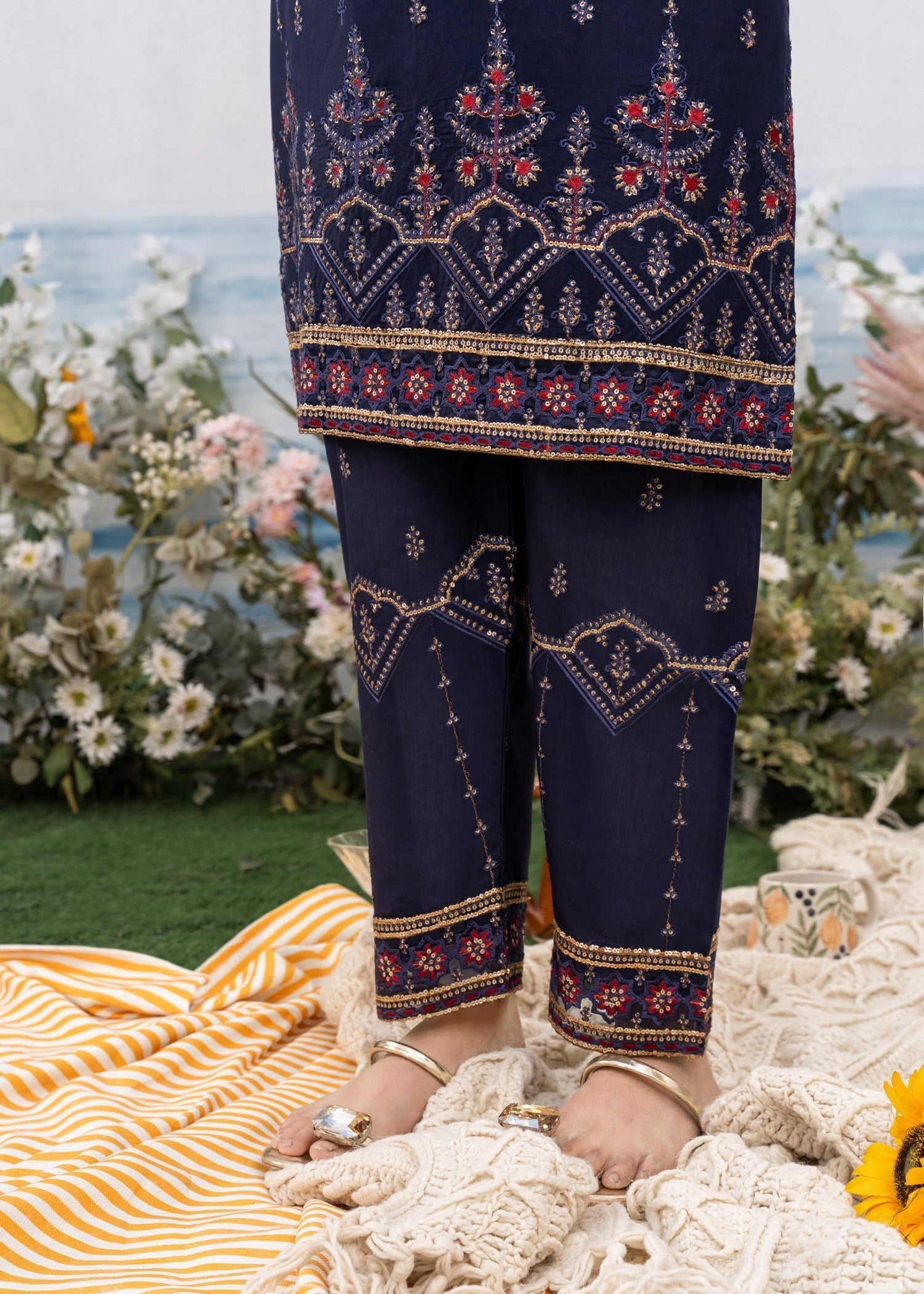 Fatima Noor’s Psd 12 2 Women 3pcs