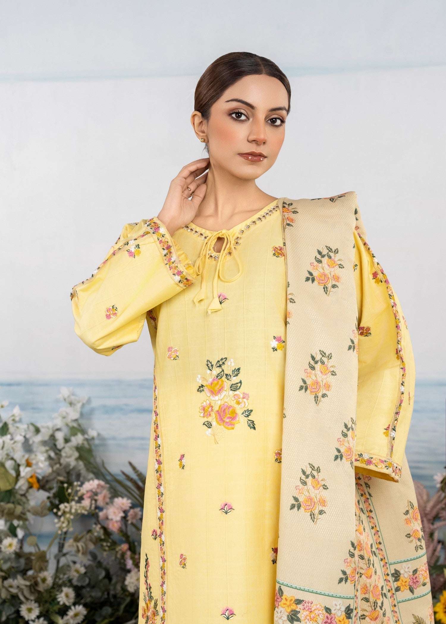 Fatima Noor’S Collections Bi 001 2 Women 3pcs