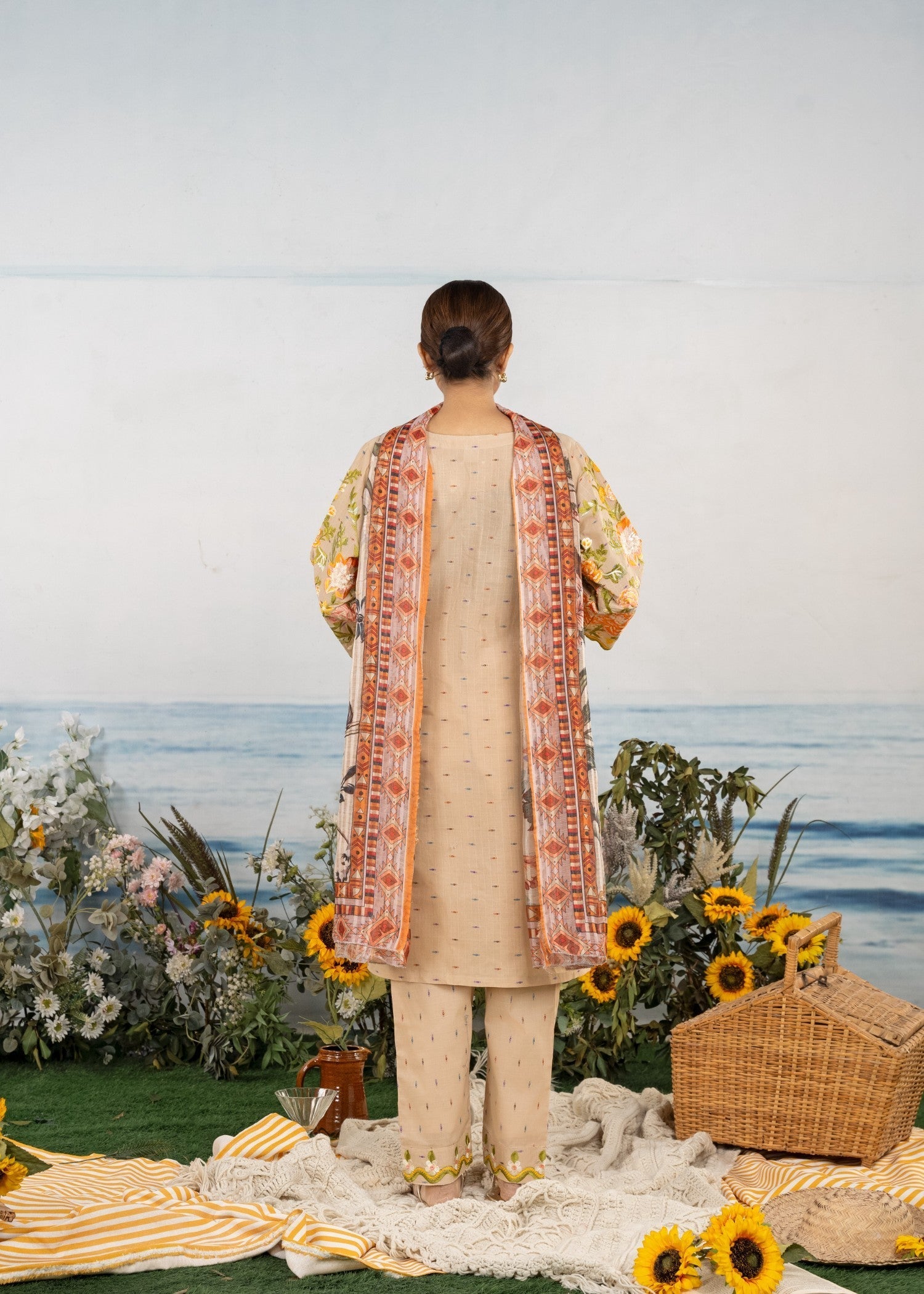 Fatima Noor’S Collections Psd 13 1 Women 3pcs