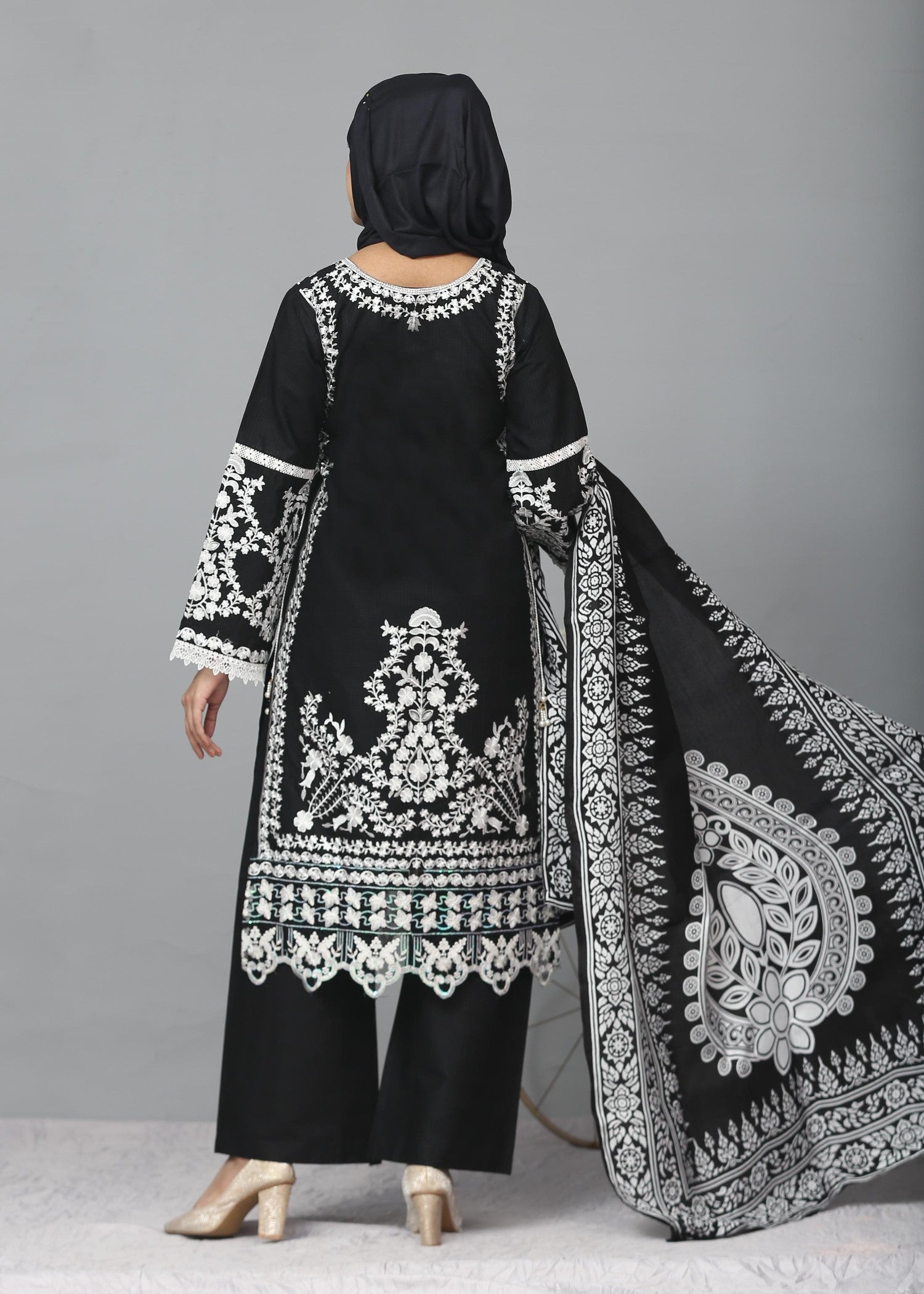 Fatima Printing Collection Tamana Embroidered Khadar Black Women 3pcs