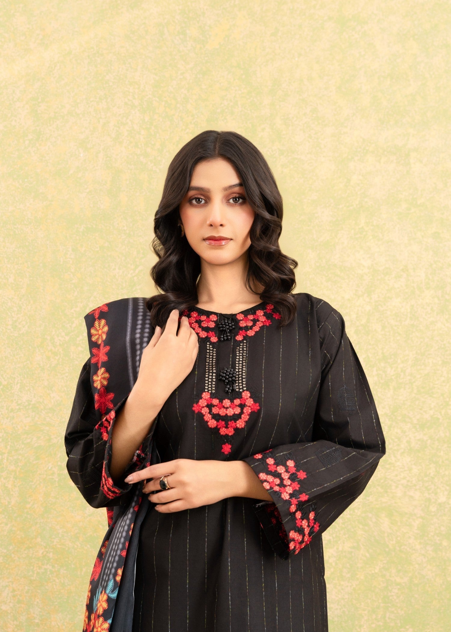 Fatima Noor’S Collections Bi 002 4 Women 3pcs