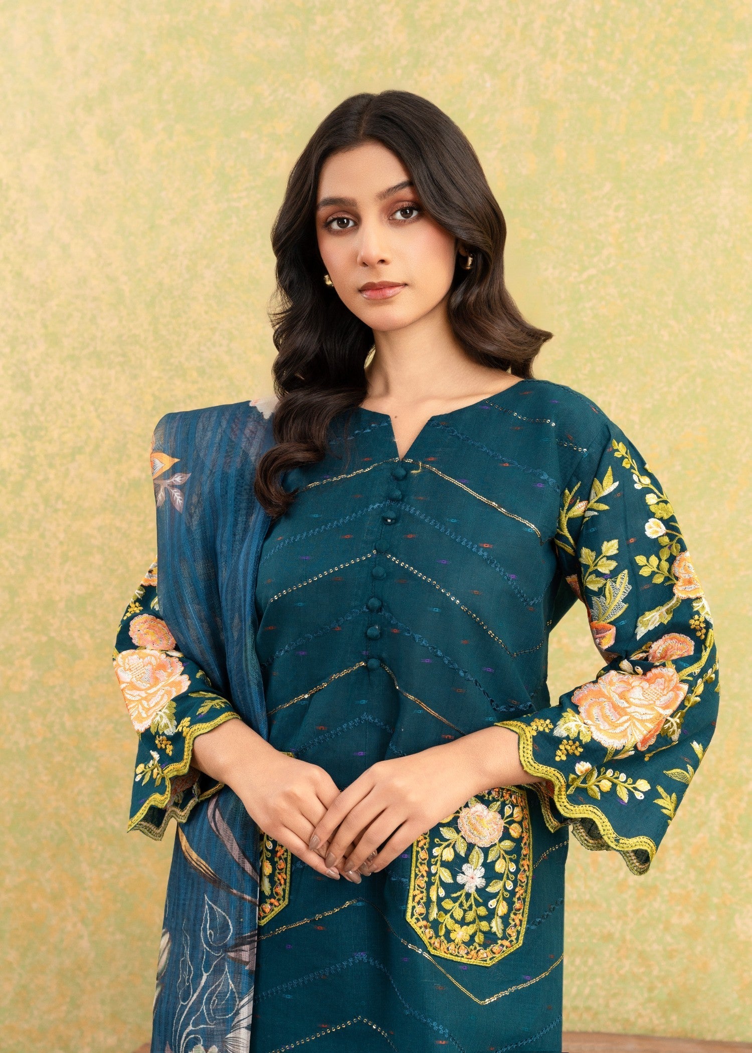 Fatima Noor’S Collections Psd 13 2 Women 3pcs