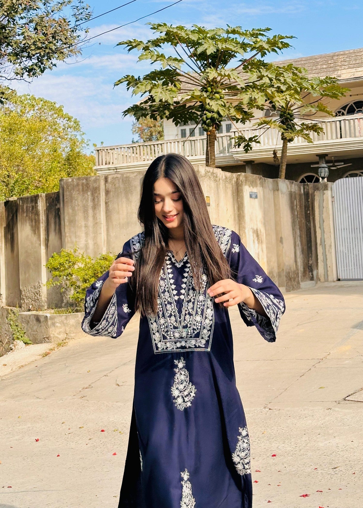 Kunaar Dazzle Women 2pcs