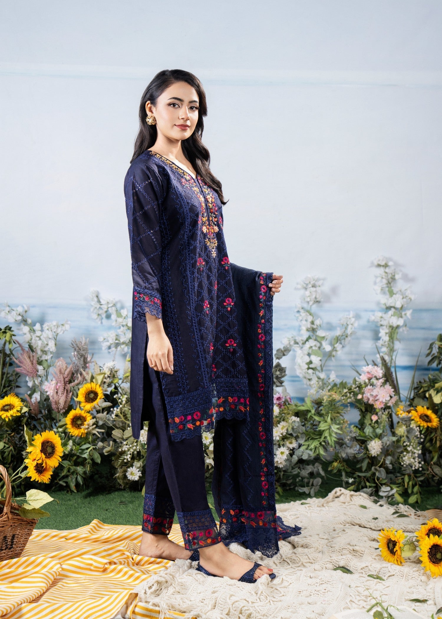 Fatima Noor’S Collections Psd 16 4 Women 3pcs