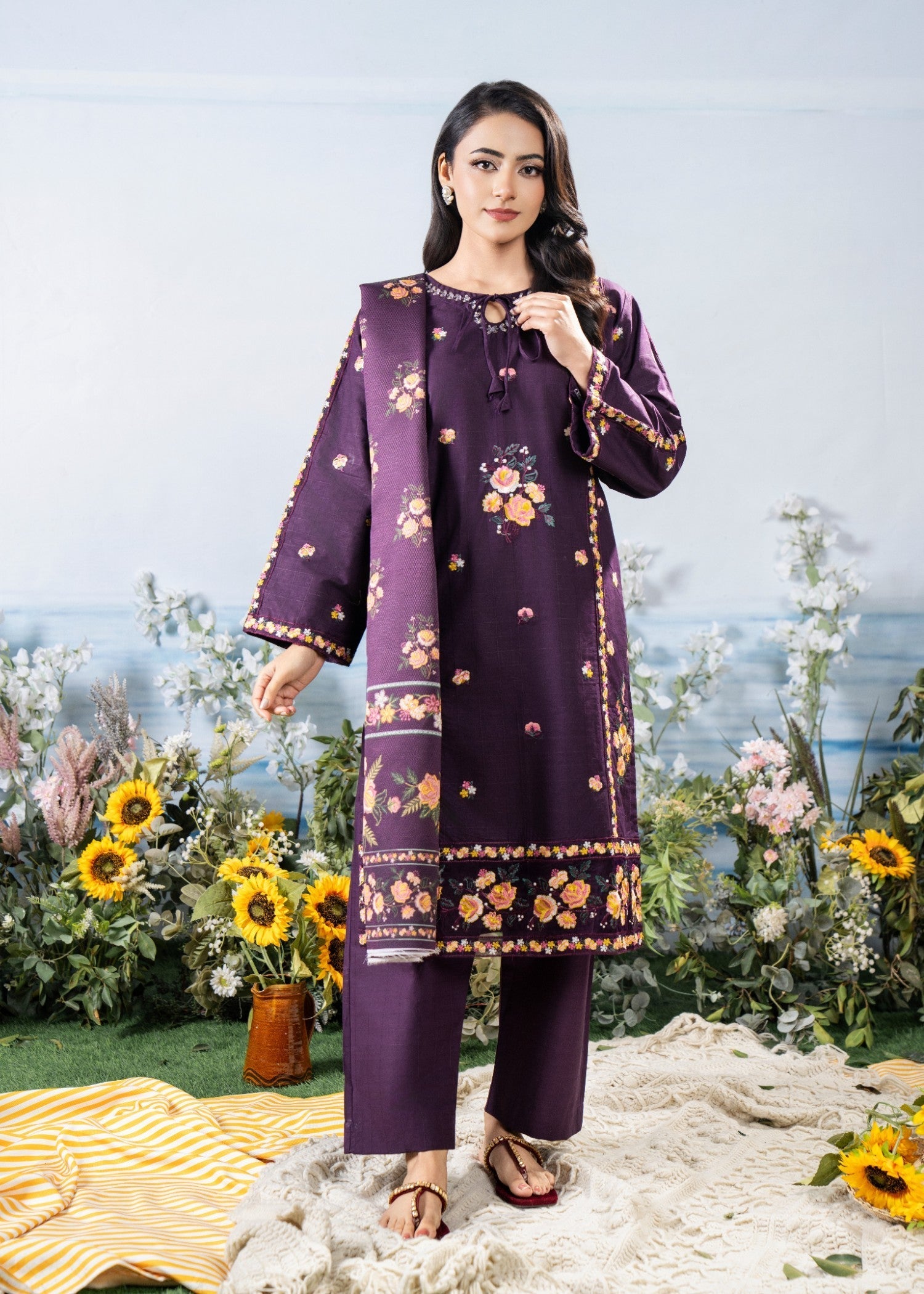 Fatima Noor’s Bi 001 3 Women 3pcs