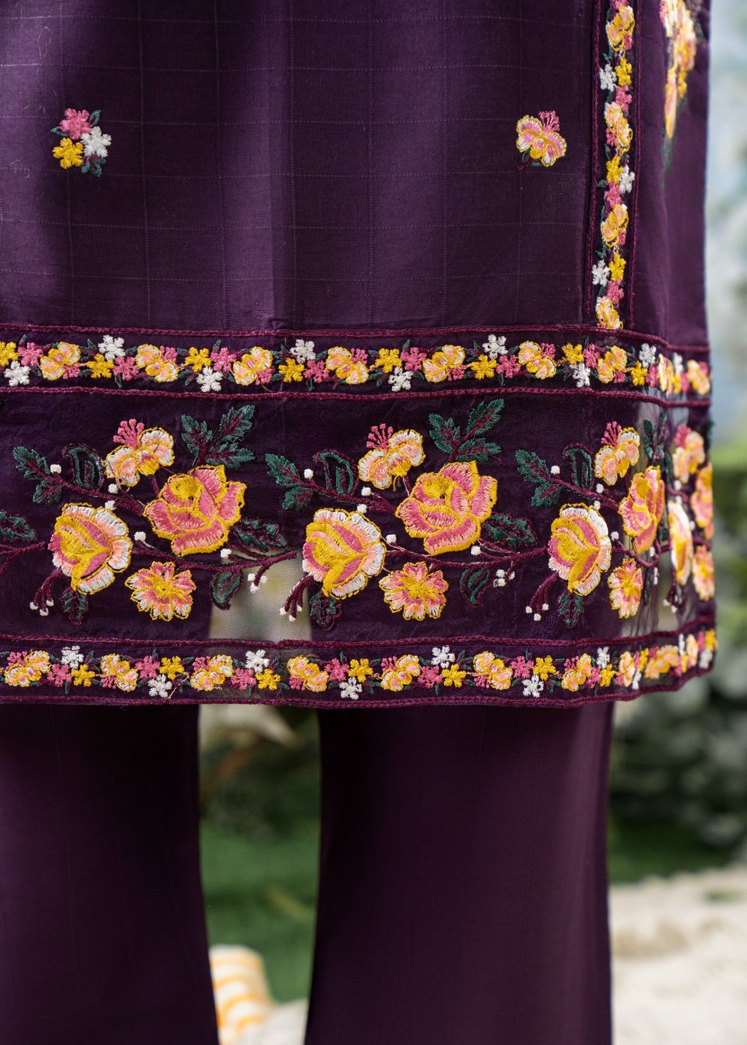 Fatima Noor’s Bi 001 3 Women 3pcs