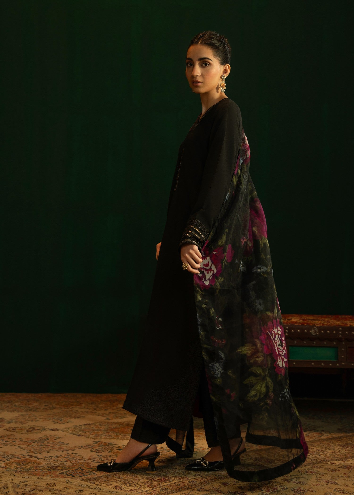 Noosh Nisha Women 2pcs