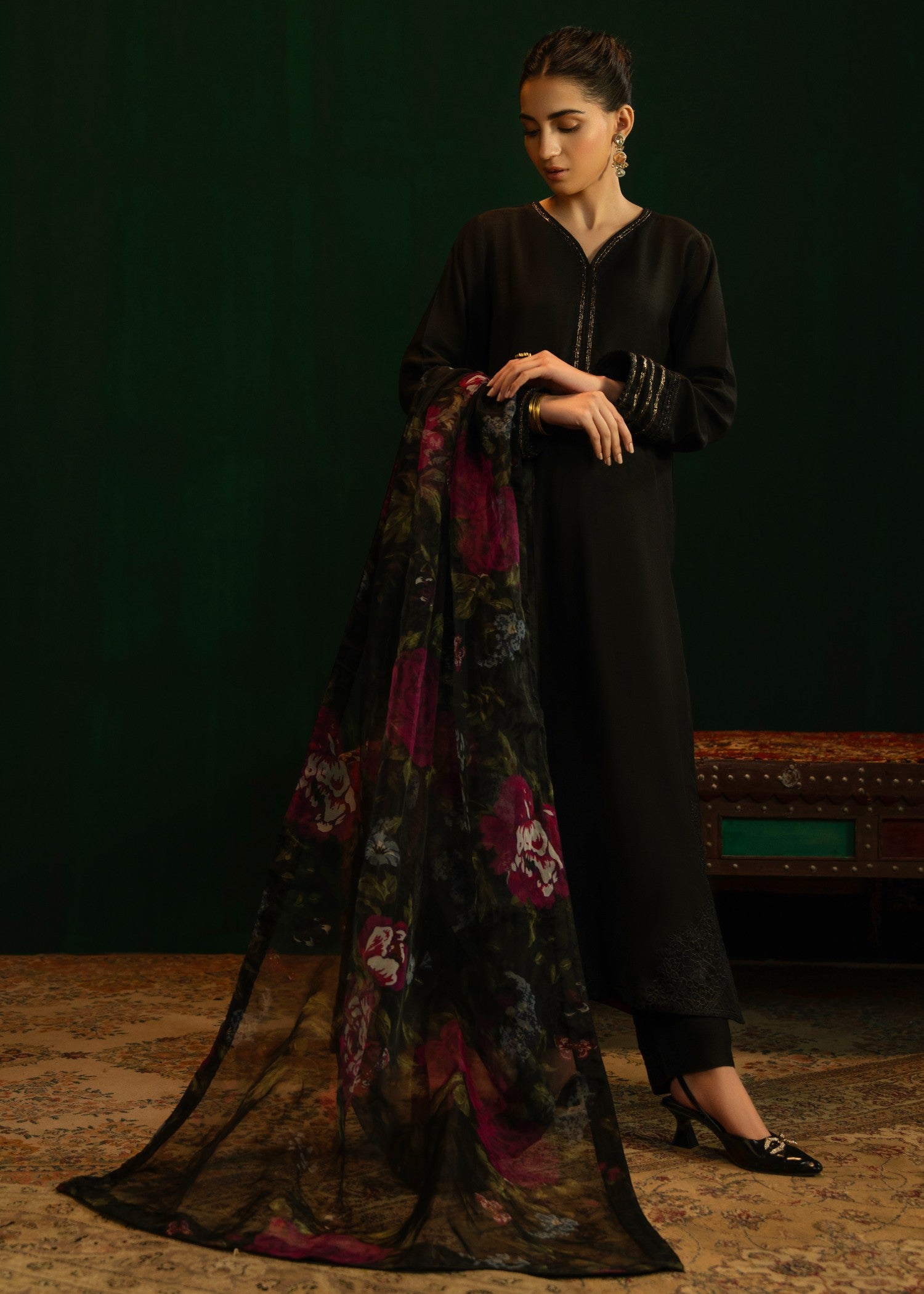 Noosh Nisha Women 2pcs