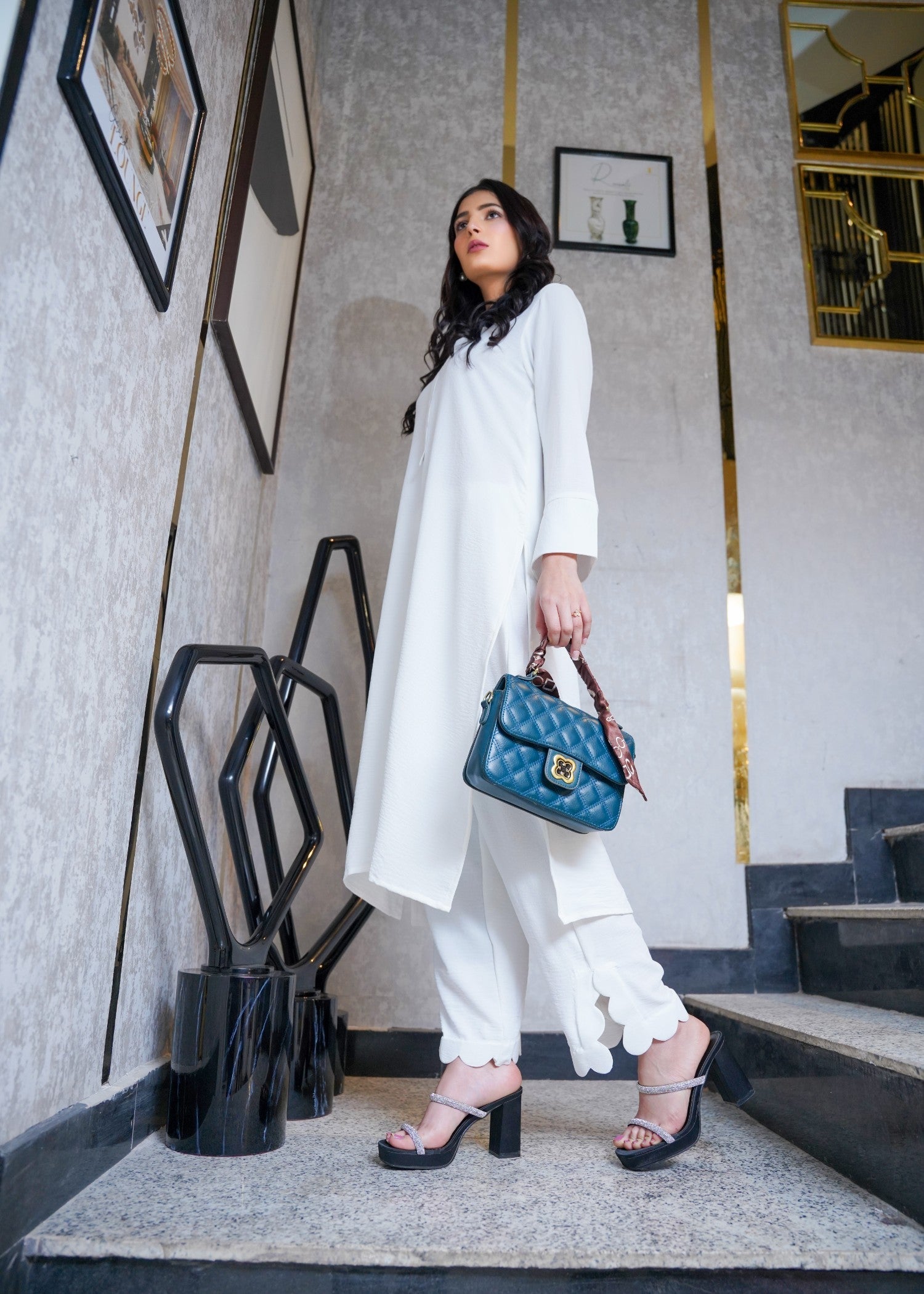 Attia Daisy Women 2pcs