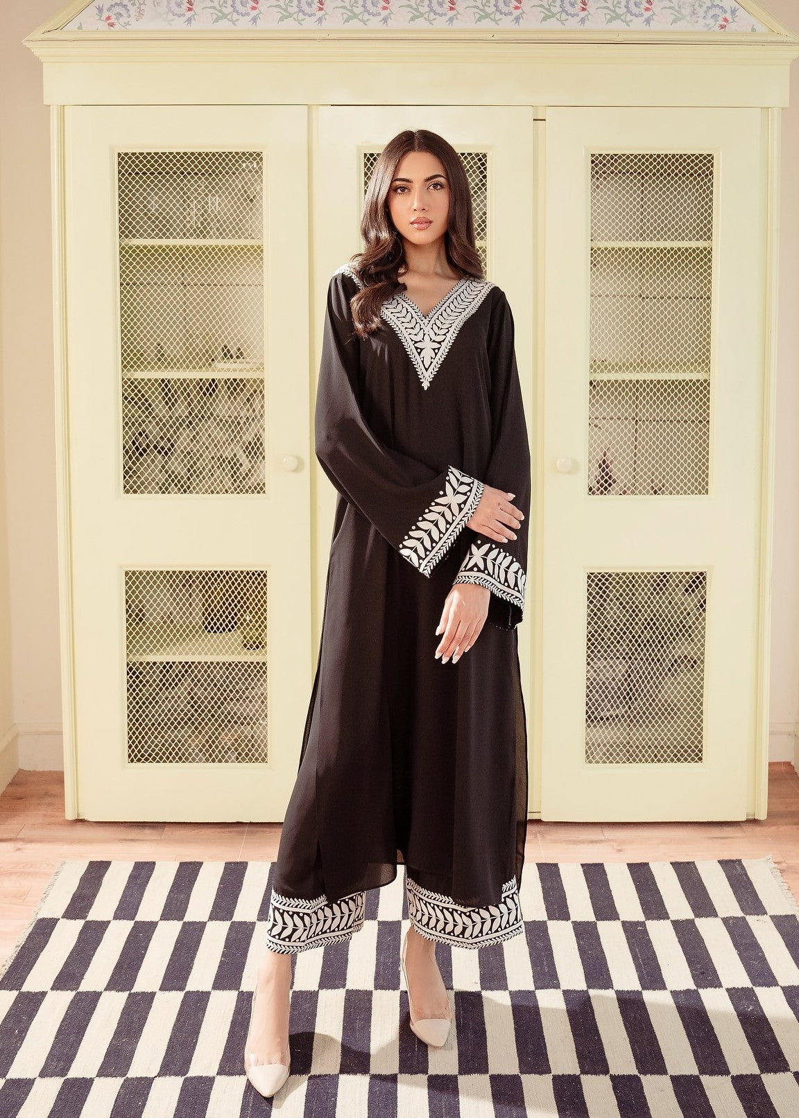 Kunaar Noir Women 2pcs