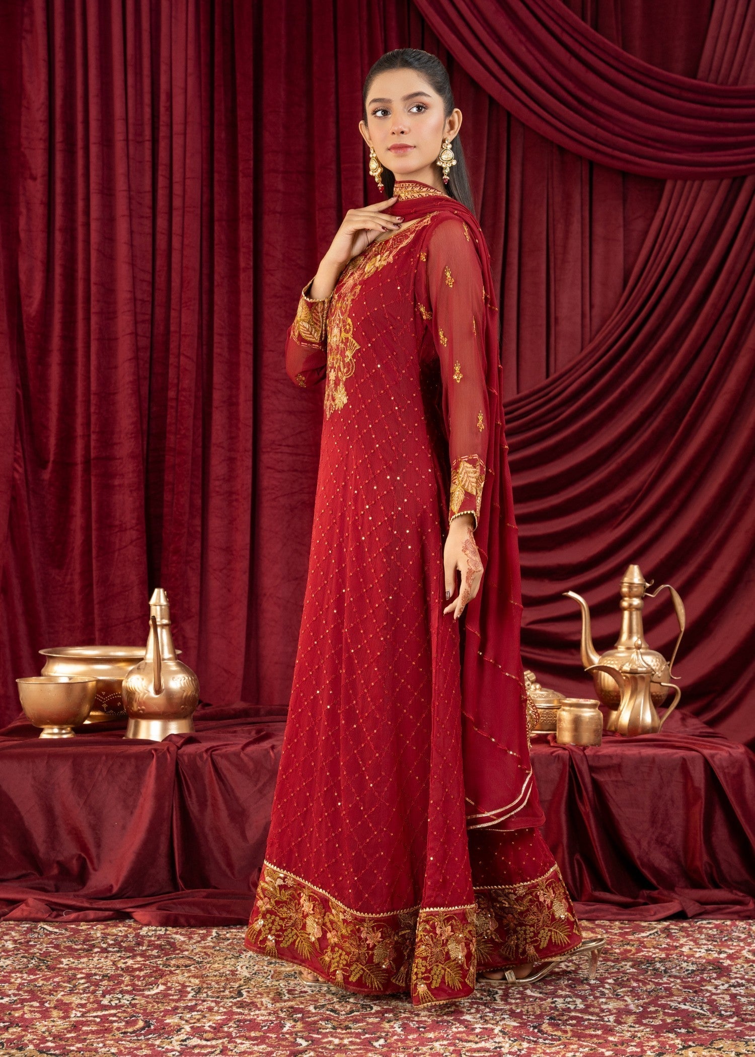 Meraki Scarlet Women 3pcs