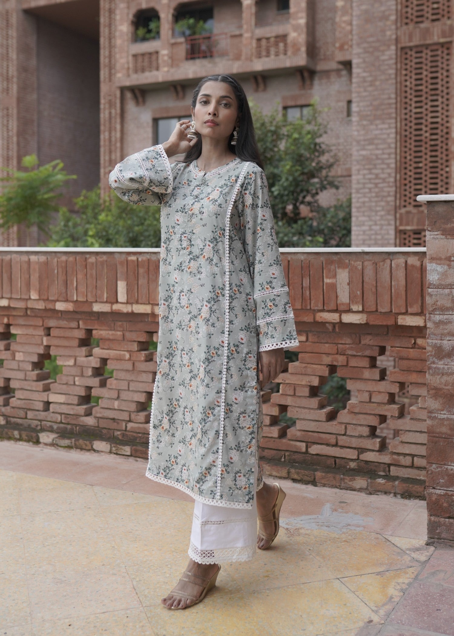 Thread 21 SUNBAL Women 2pcs