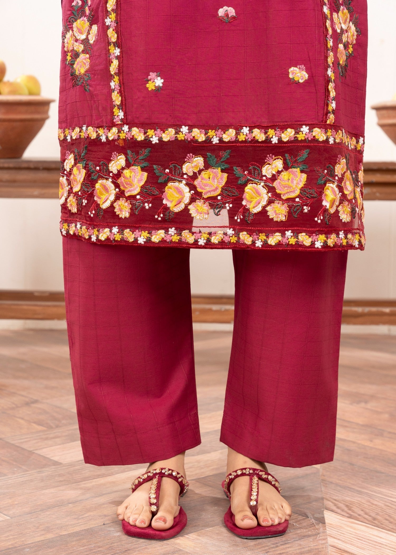 Fatima Noor’s Bi 001 5 Women 3pcs