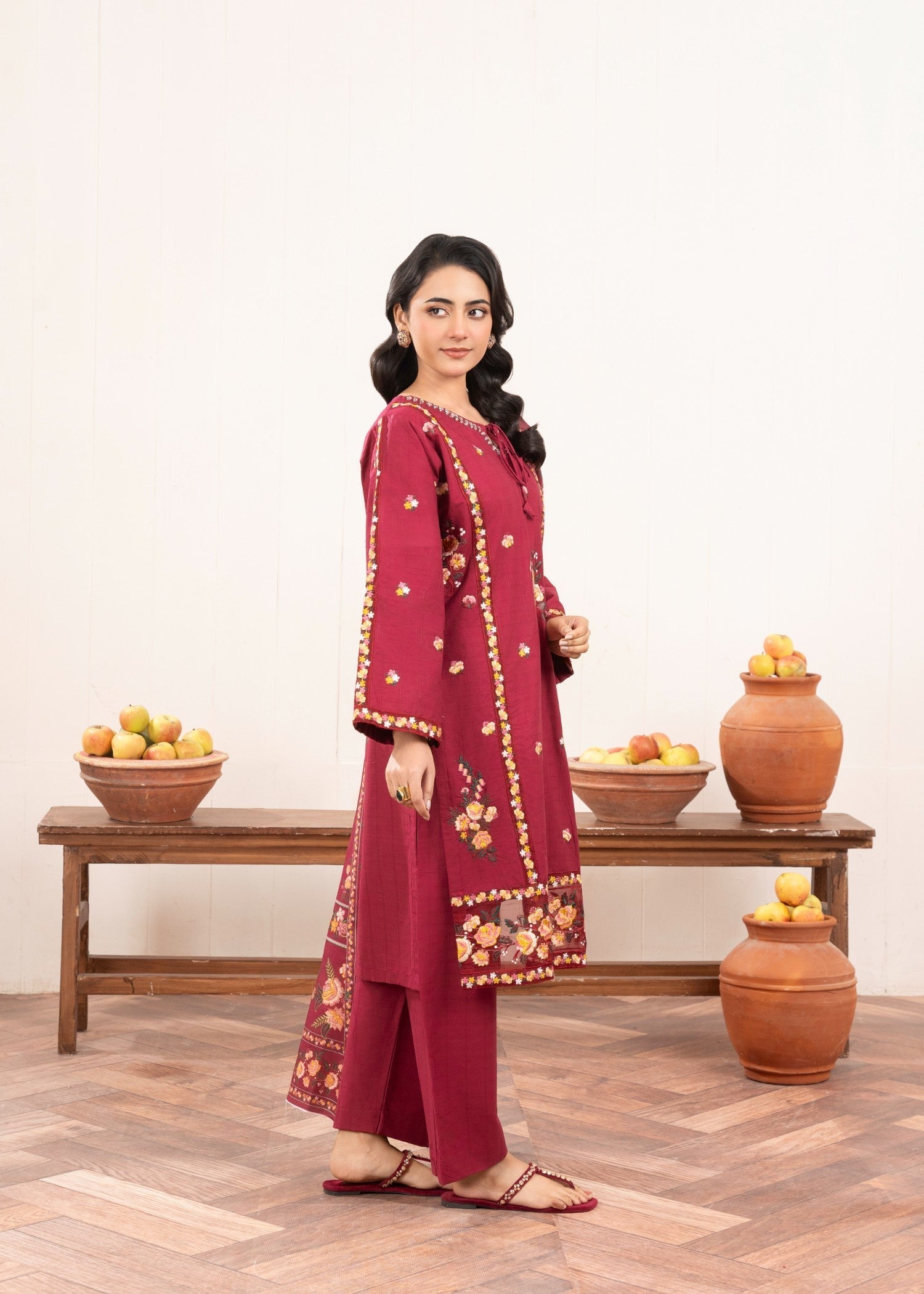 Fatima Noor’s Bi 001 5 Women 3pcs
