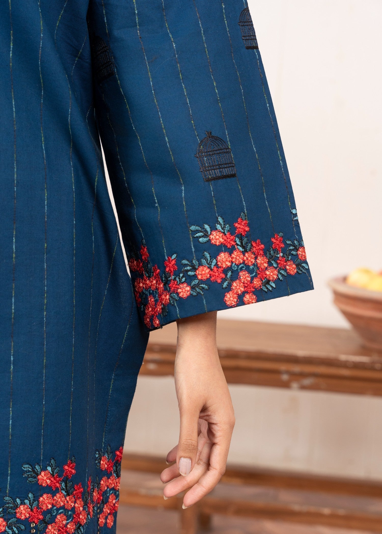 Fatima Noor’s Bi 002 6 Women 3pcs