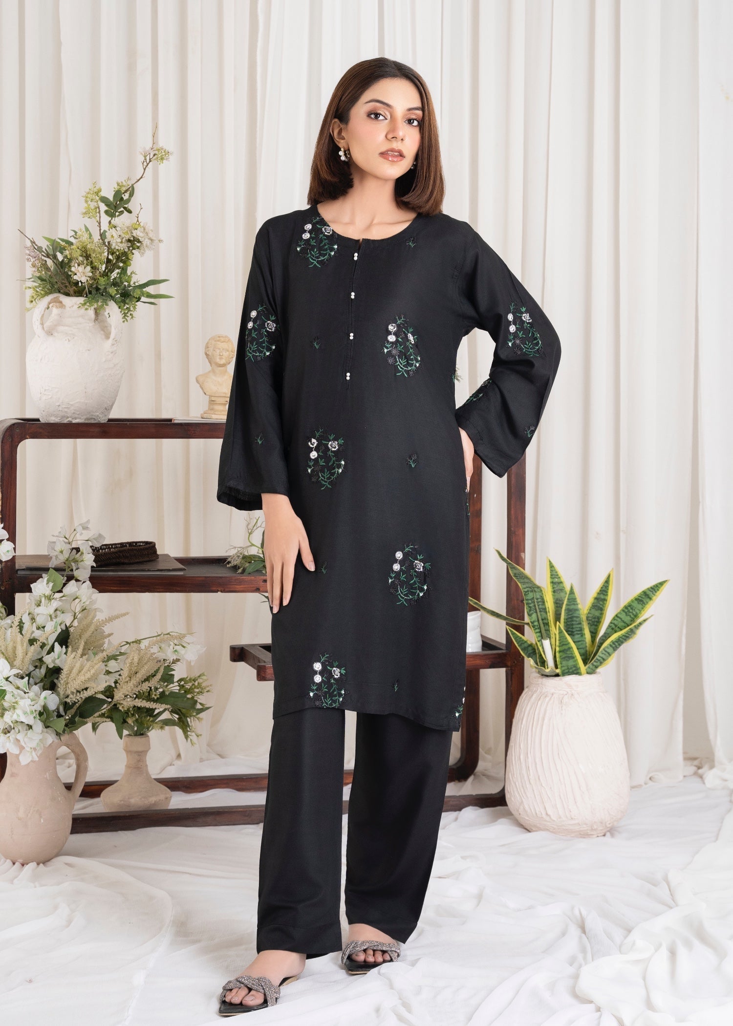 Chaudhary Arts Tulip Embroidered black Women 2pcs