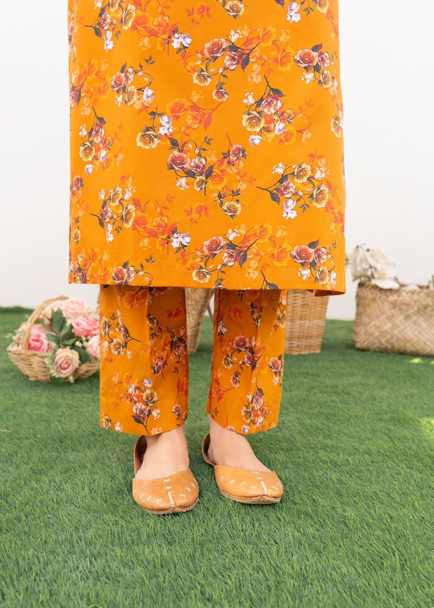 Dada Potta Stitched Orange Cambric Cotton Women 3pcs