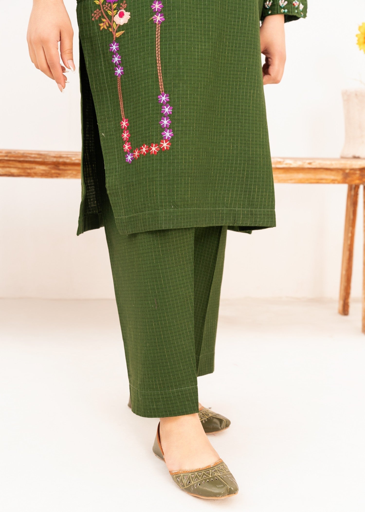 Dada Potta Embroidered Stitched Cambric Cotton Dark Green Women 2pcs