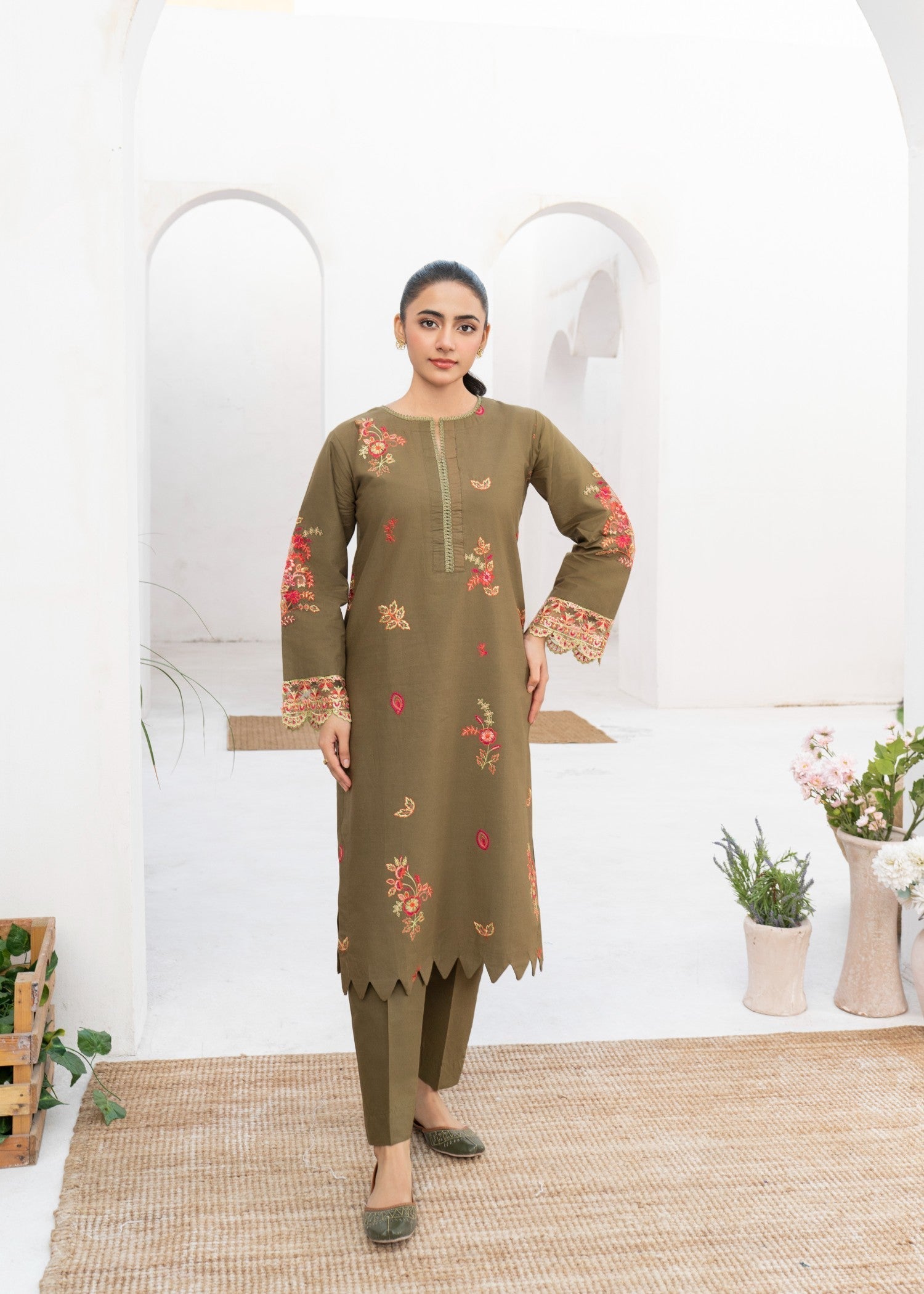 Dada Potta Stitched Brown Cambric Cotton Women 2pcs