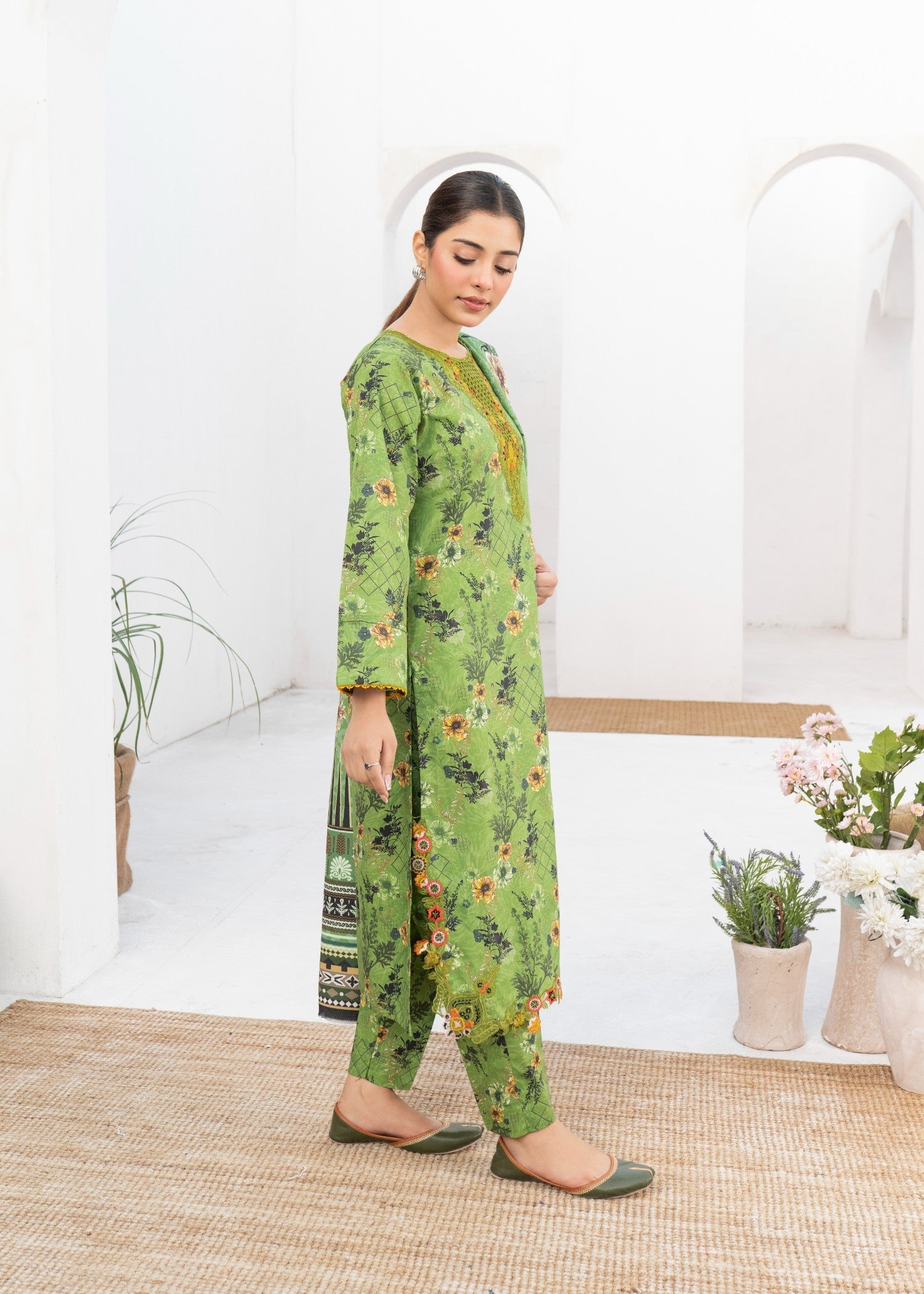 Dada Potta Stitched Green Cambric Cotton Women 3pcs