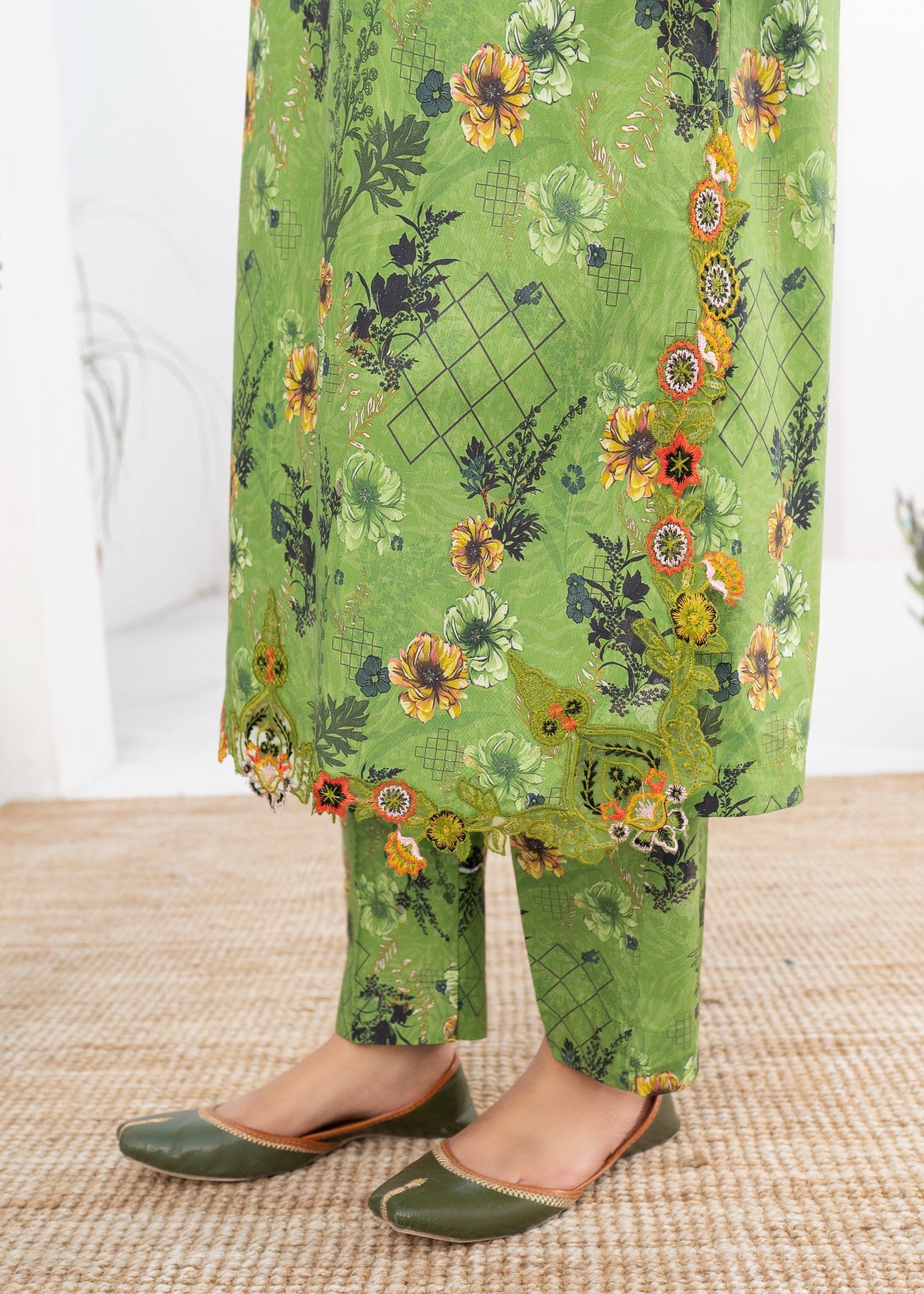 Dada Potta Stitched Green Cambric Cotton Women 3pcs