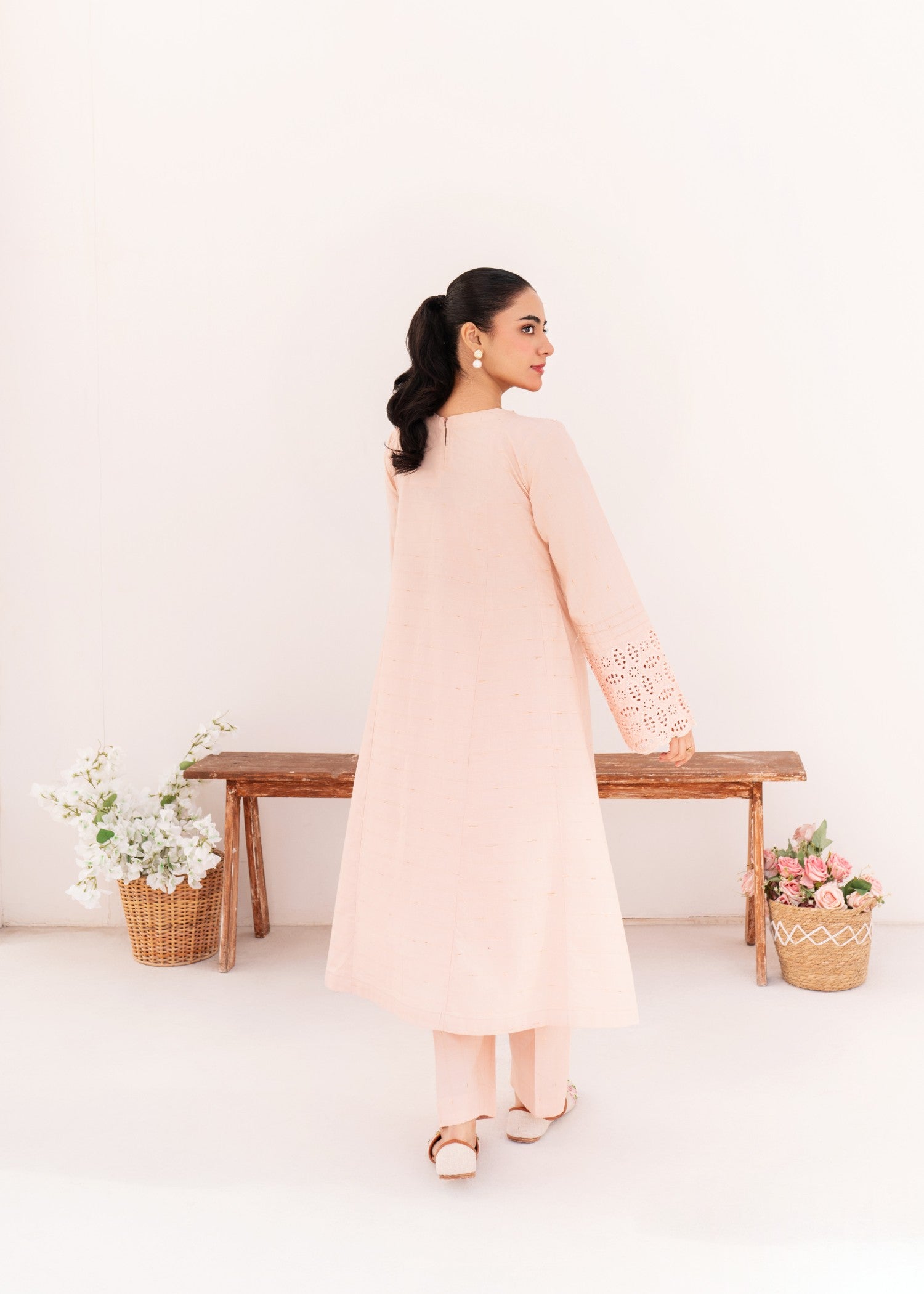 Dada Potta Stitched Pink Cambric Cotton Women 2pcs