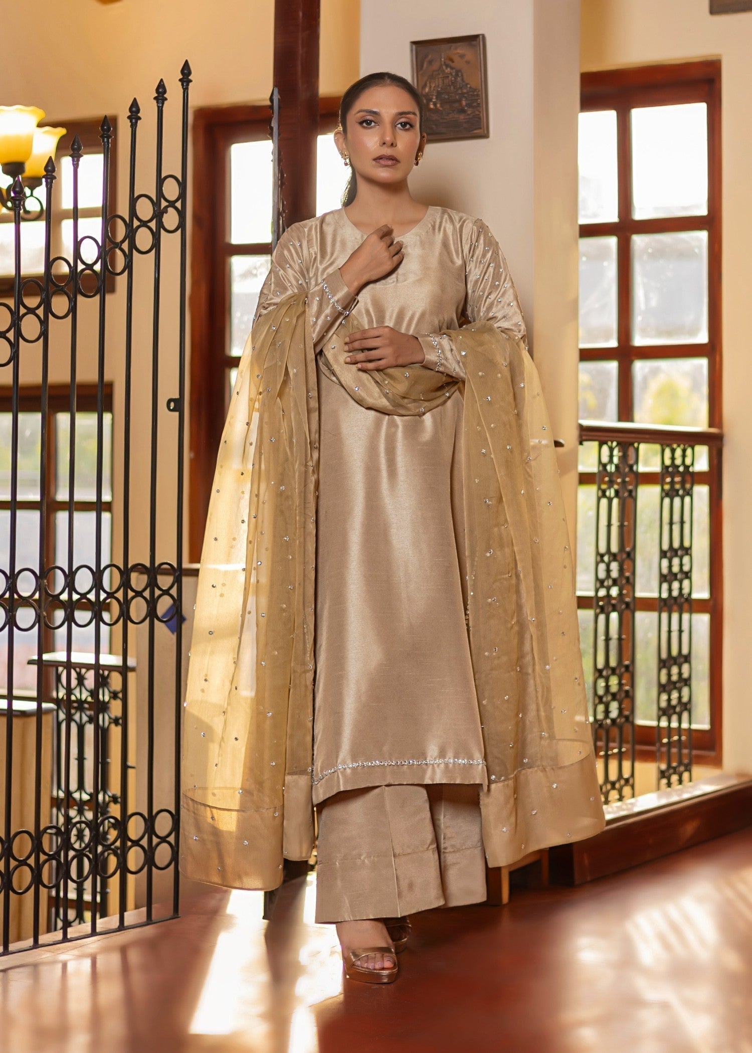 Shafani Golden Women 3pcs