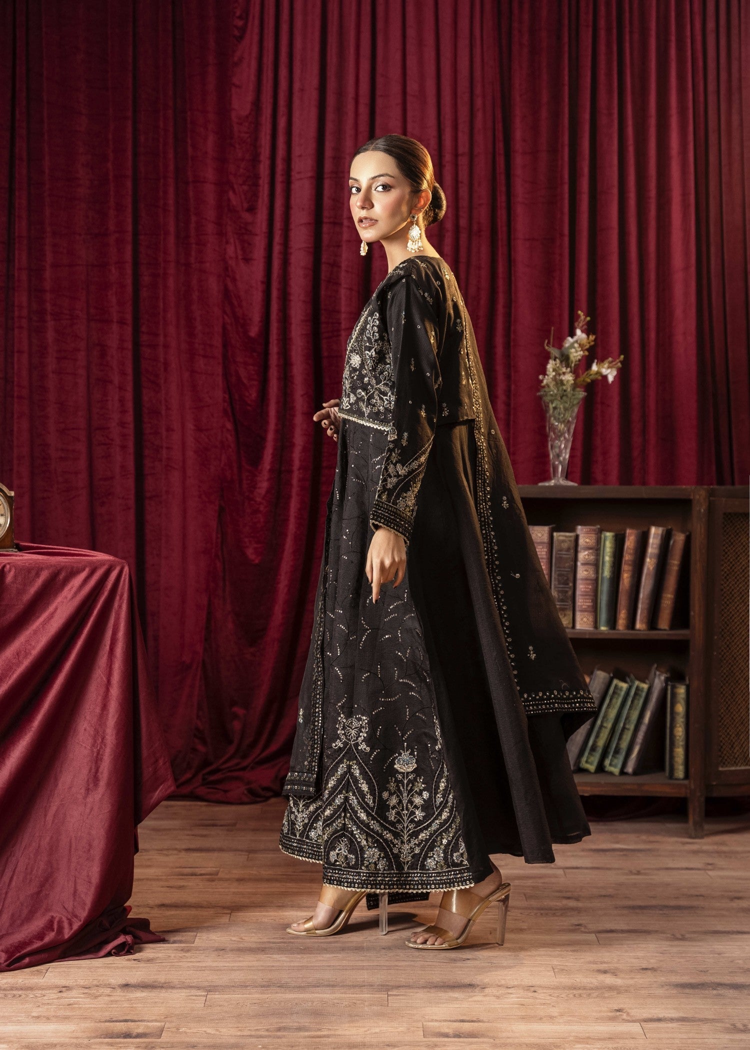 Khubsurat 3881 KH OR NT Black Embroidery Maxi Women 4pcs