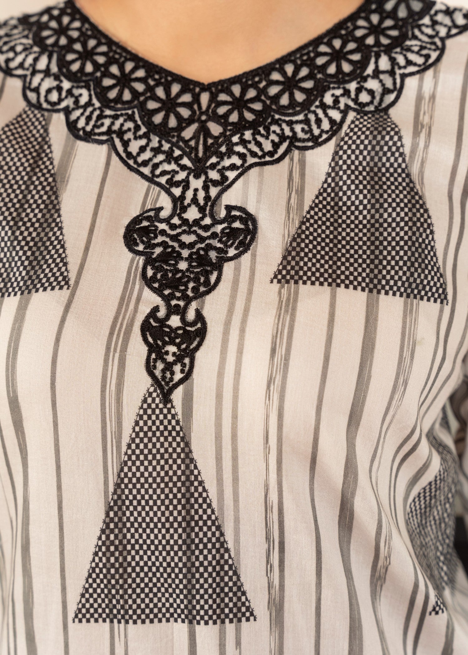 Hoorwani Naomi Women 2pcs