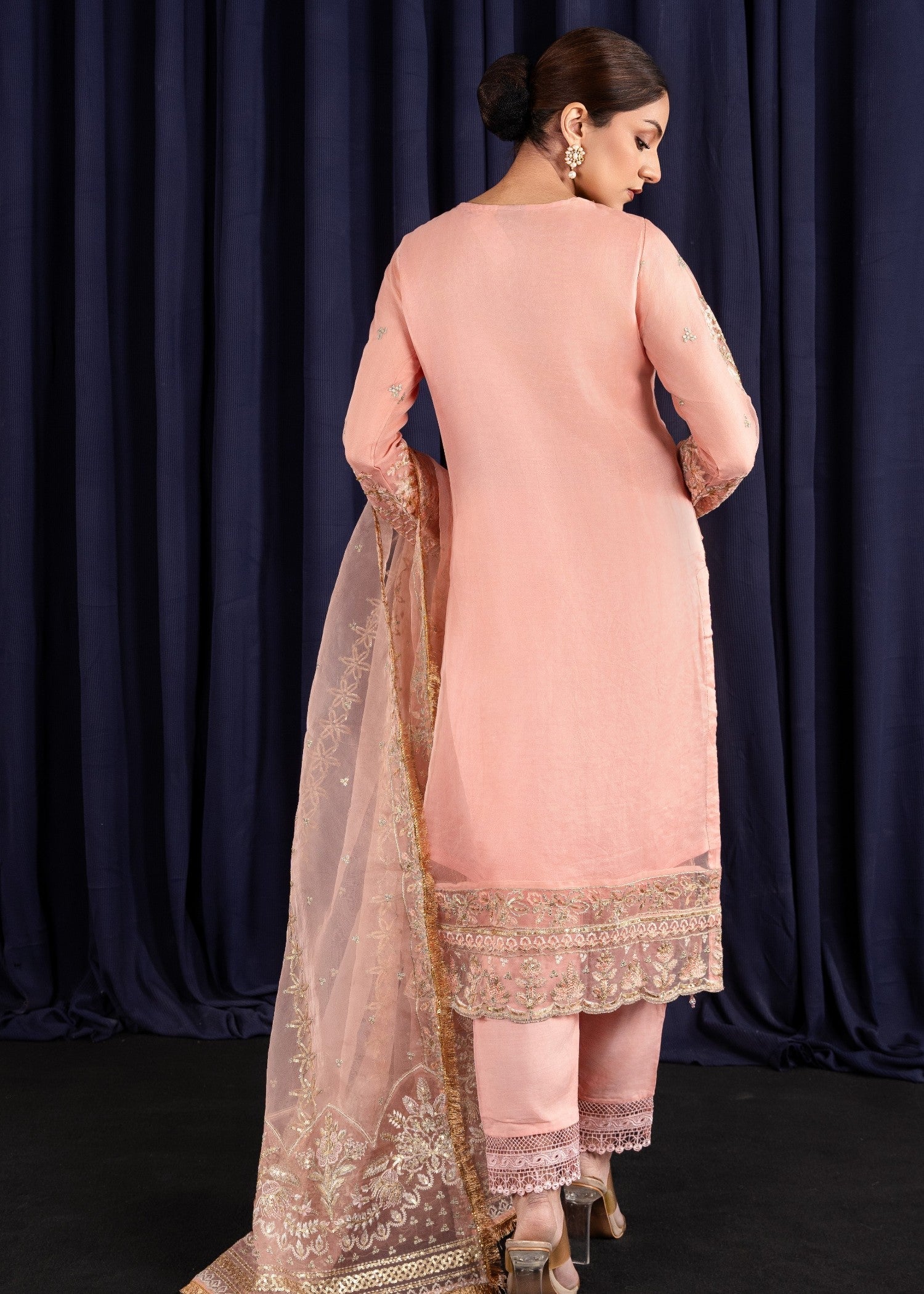 Aaina Attire Women 3pcs