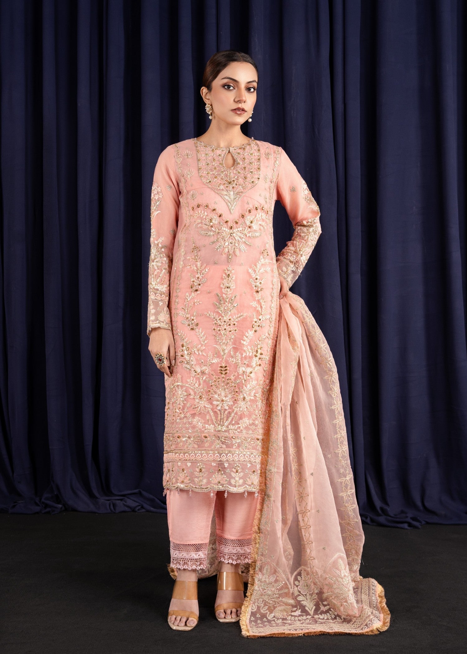 Aaina Attire Women 3pcs