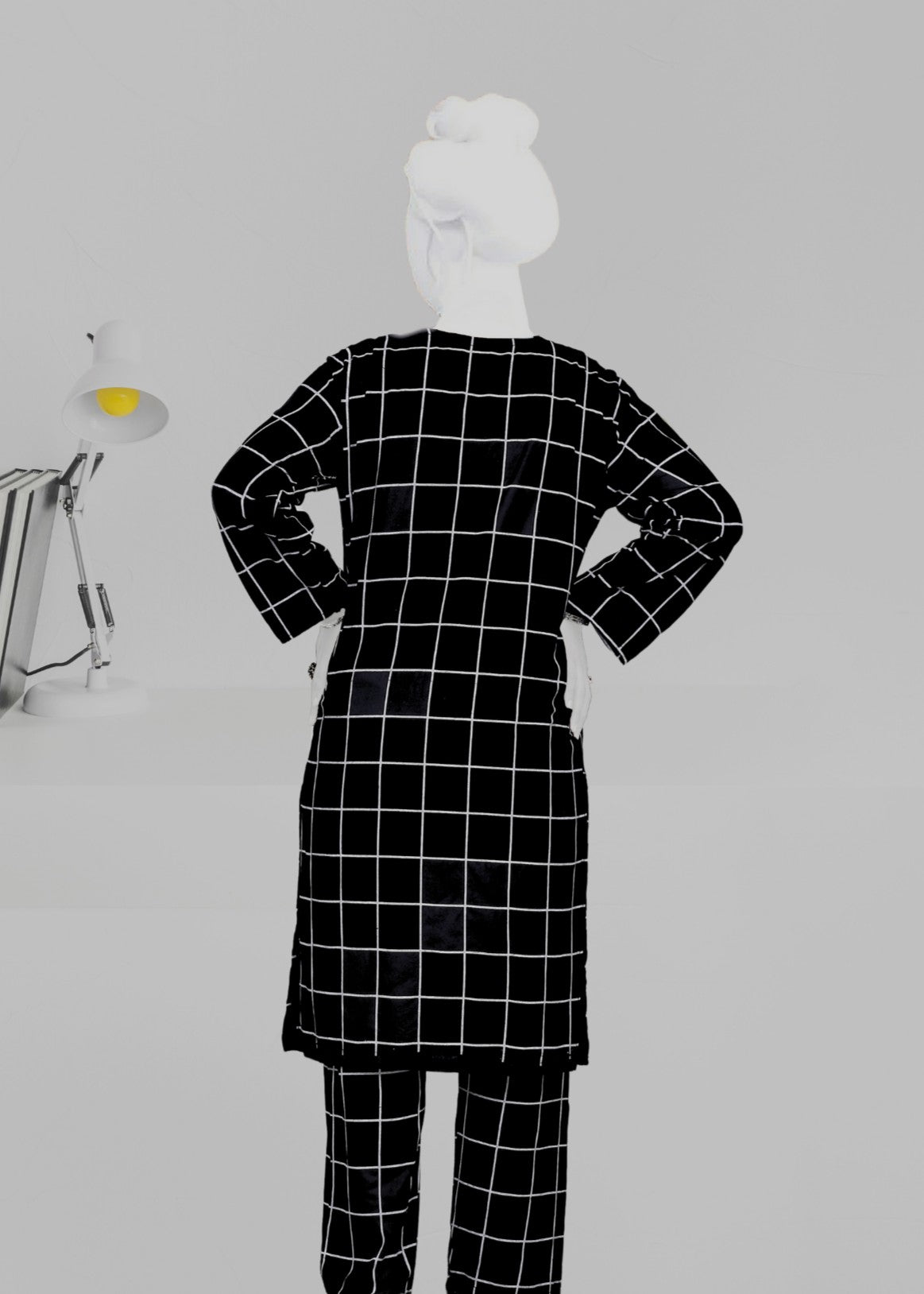 Hamna Kalim Royal Two Piece Ensemble: Embrace Regal Style Women 2pcs